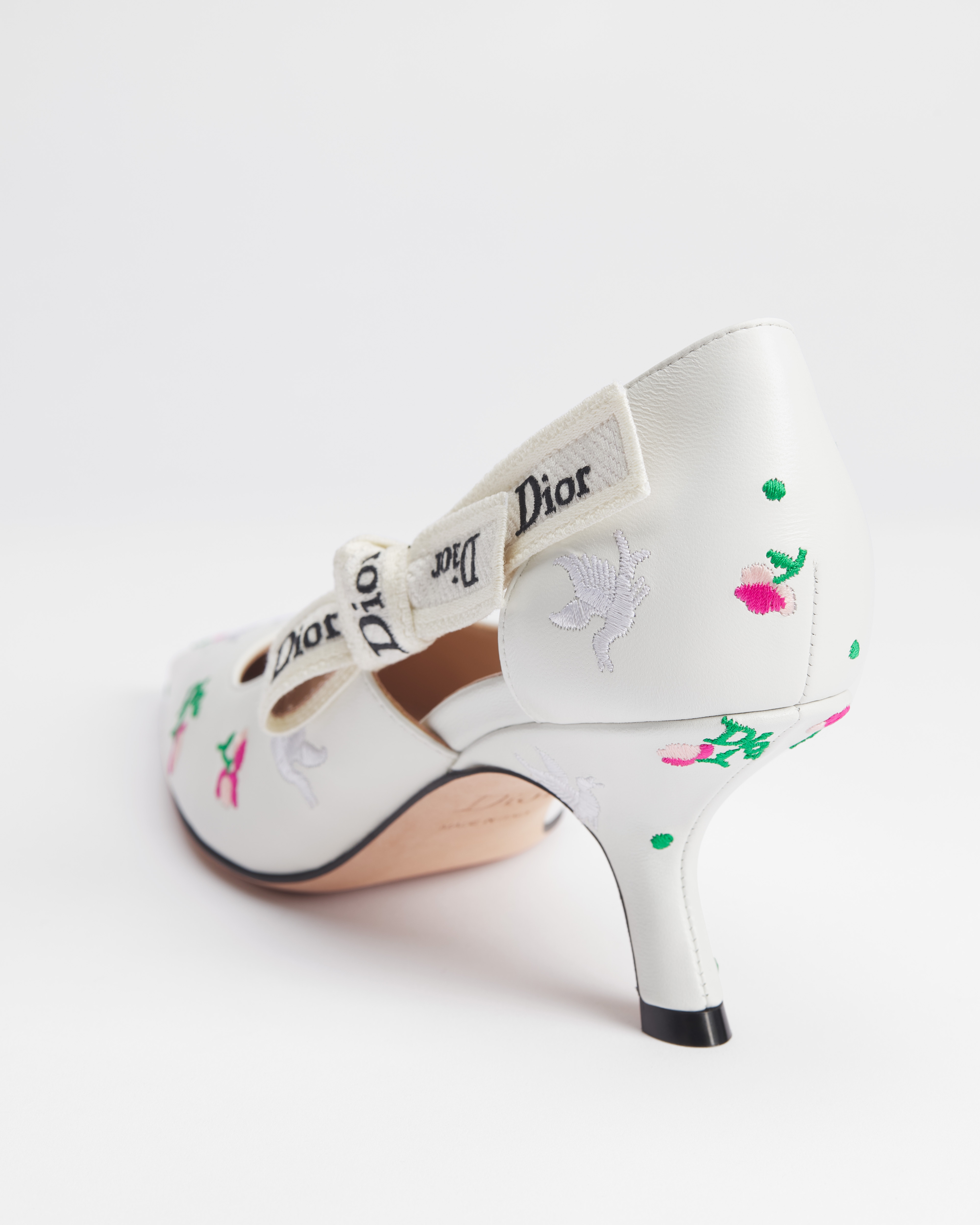 Dioramour J'Adior Pump White Lambskin Embroidered with Multicolor Doves & Roses Motif E05