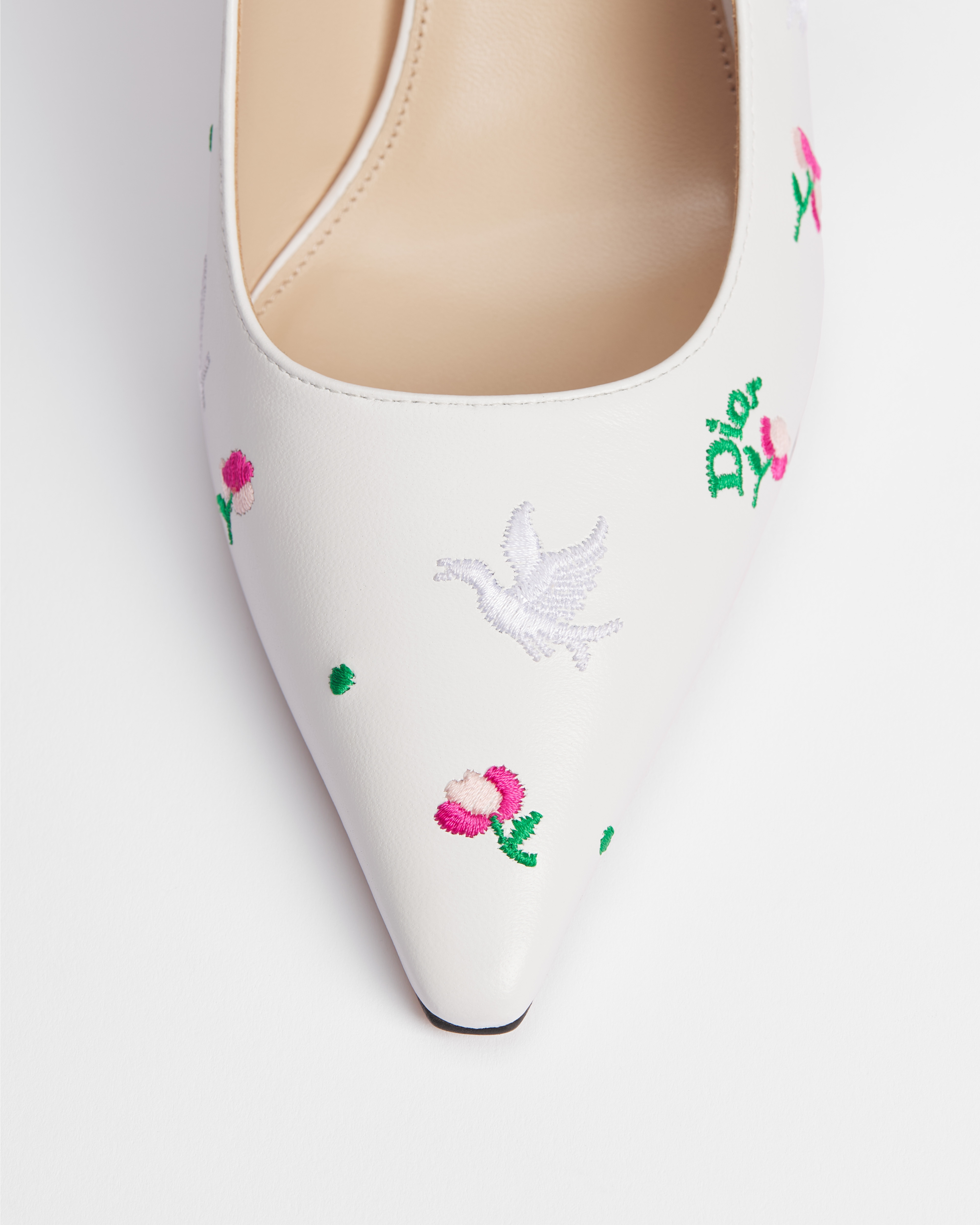 Dioramour J'Adior Pump White Lambskin Embroidered with Multicolor Doves & Roses Motif E10