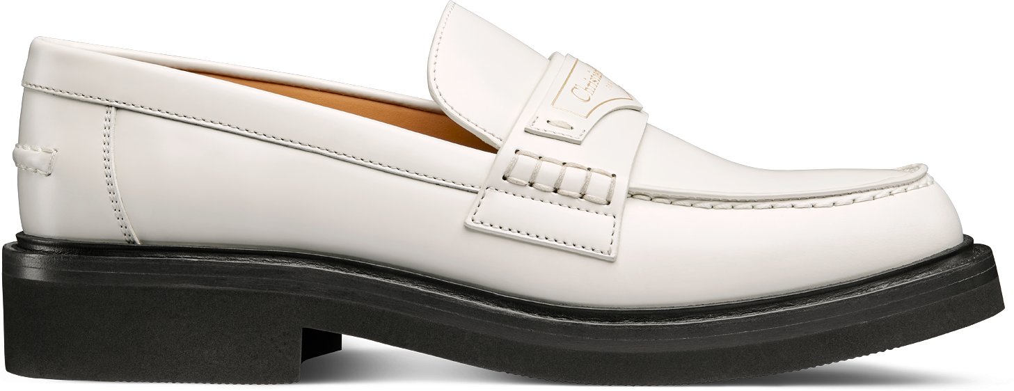 Dior Boy Loafer aria_woman_viewcode_e01