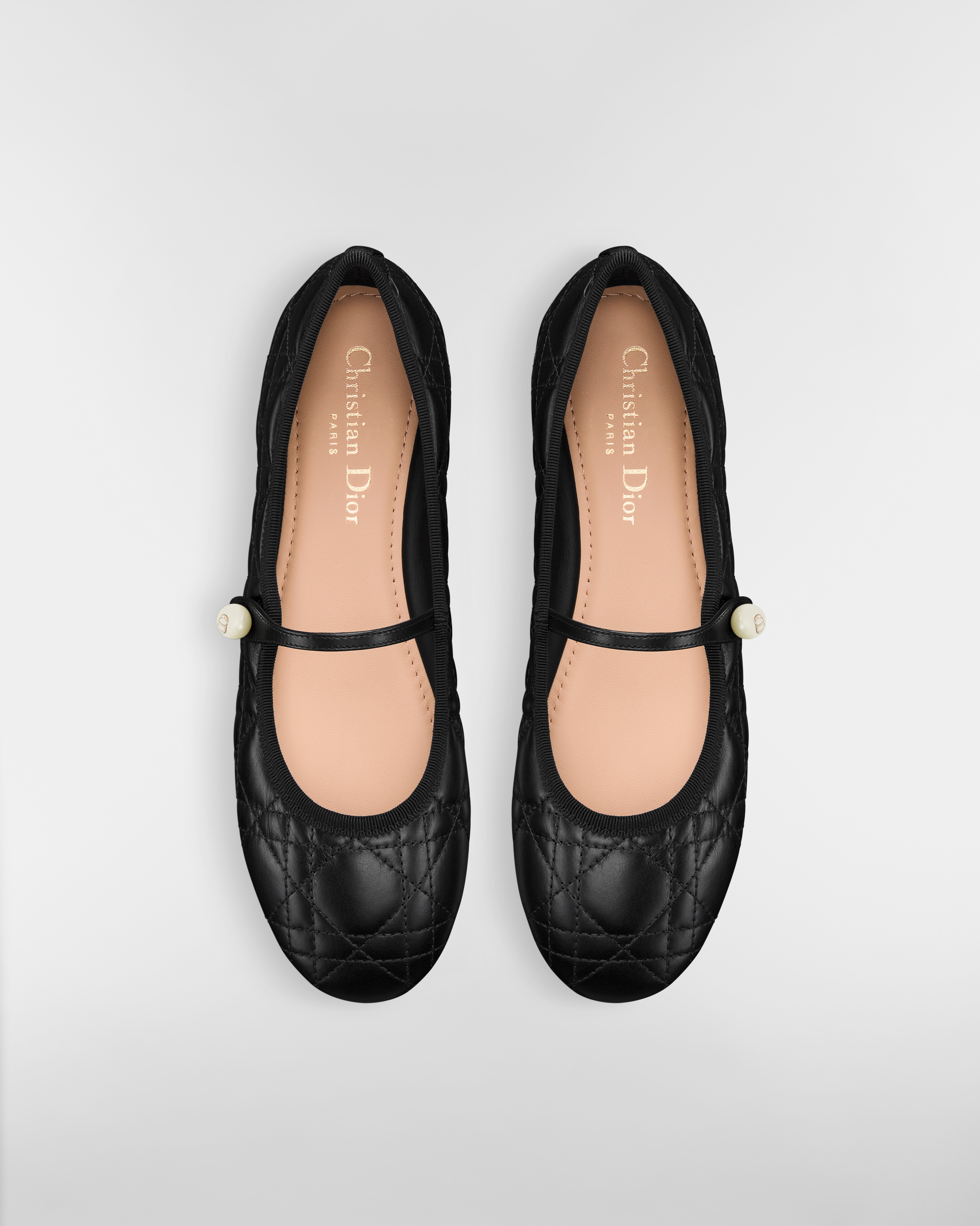 Dior バレリーナ カナージュ キルティング カーフスキン E06