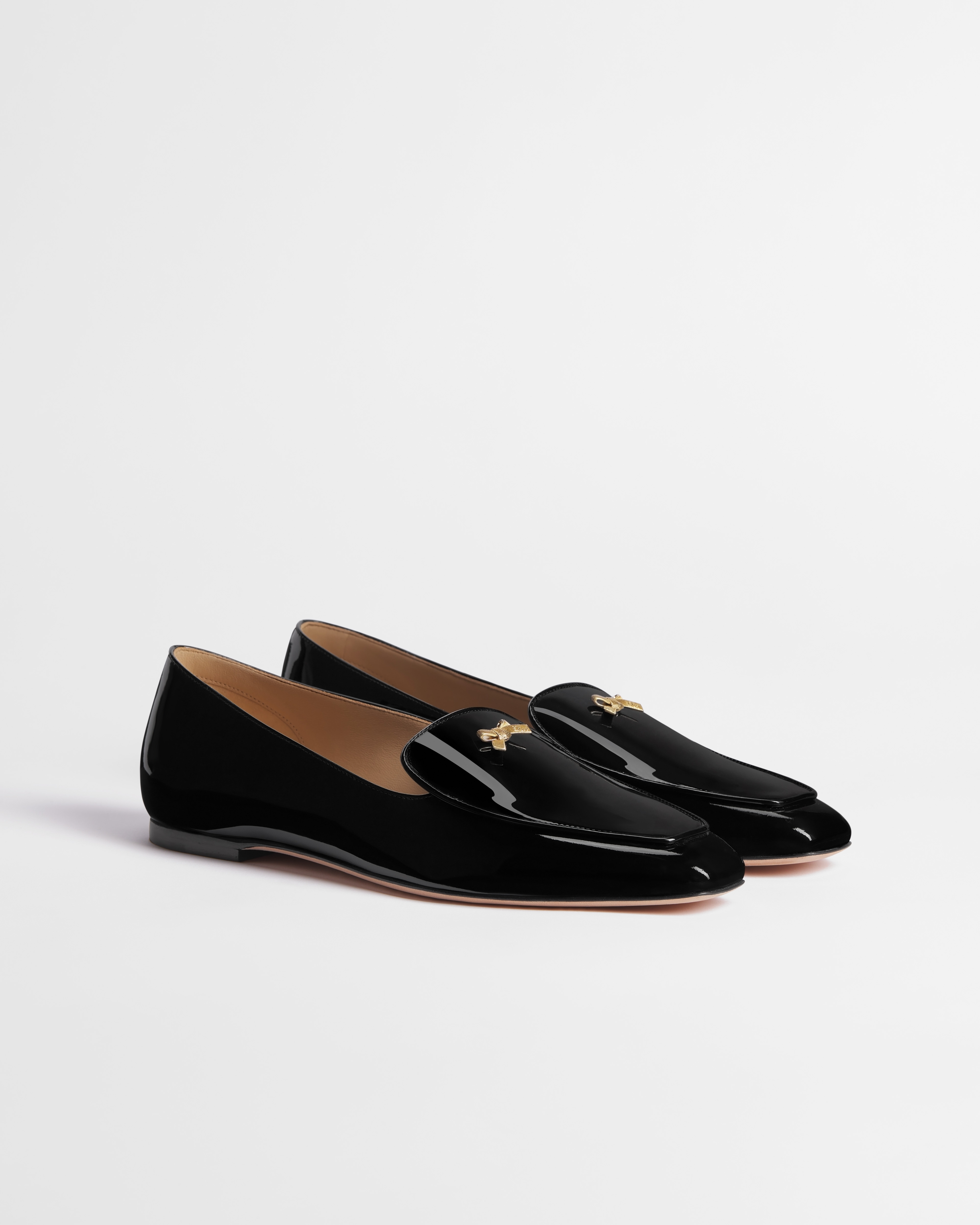 Baby Bow Loafer Black Patent Calfskin E03