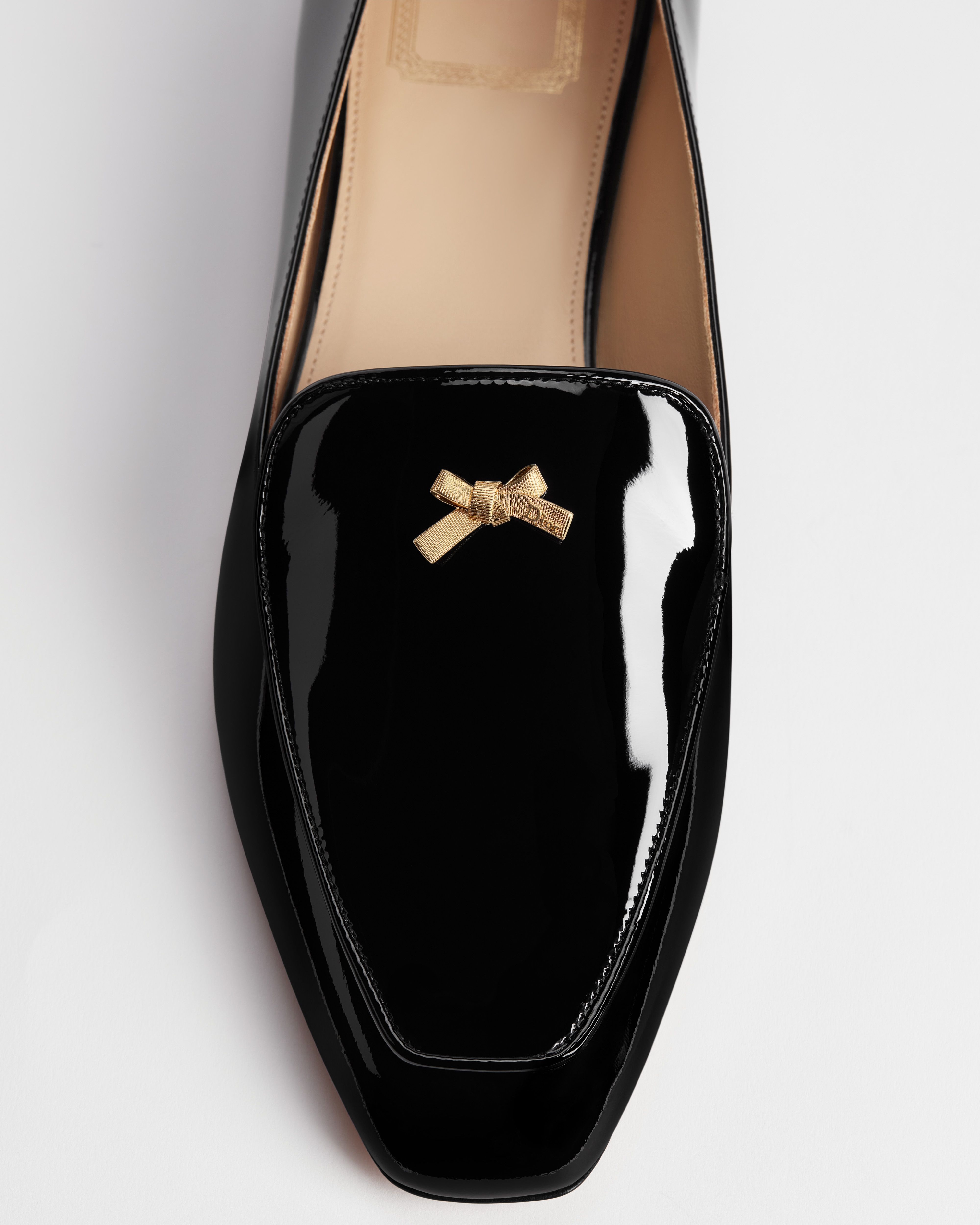 Baby Bow Loafer Black Patent Calfskin E10