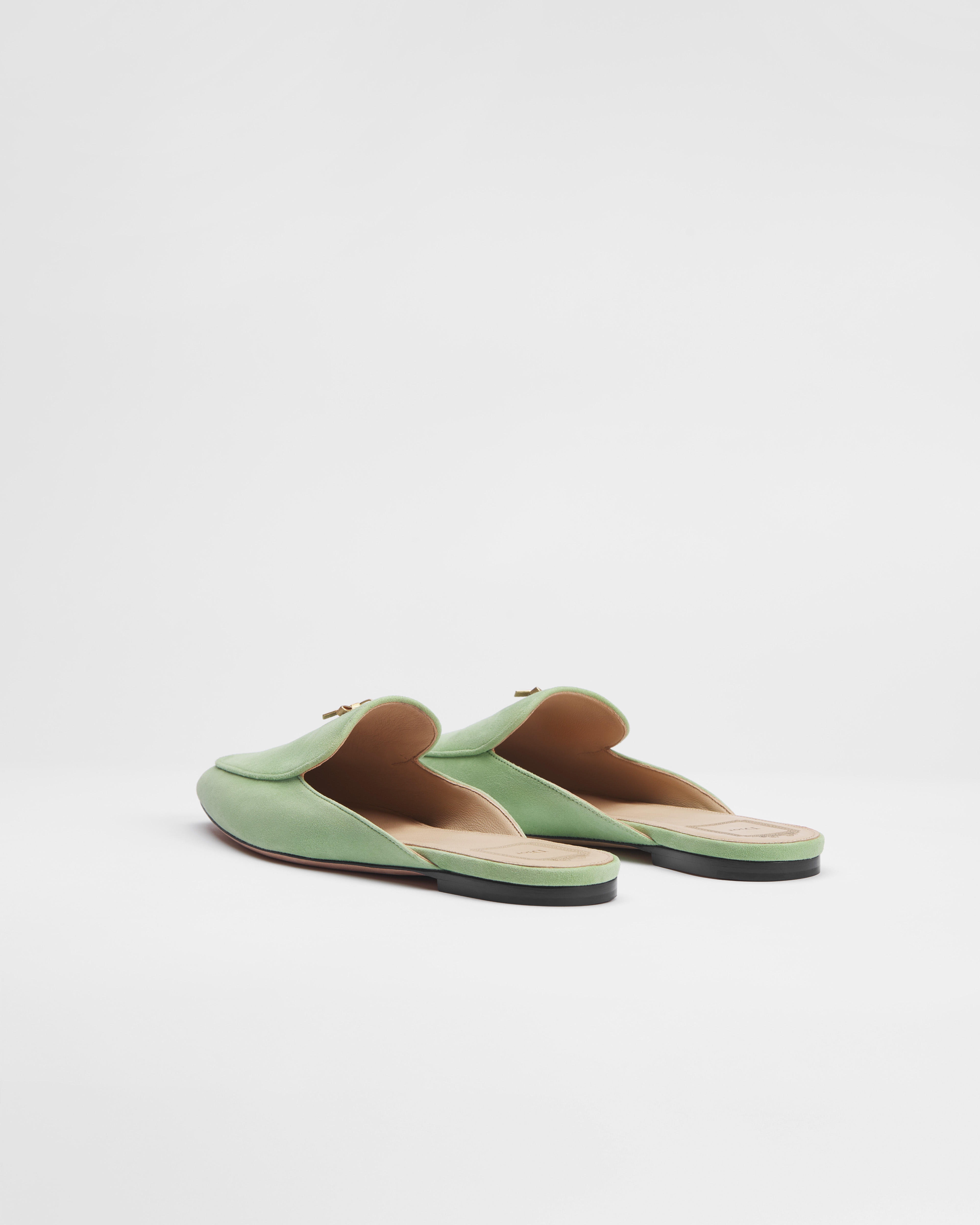 Baby Bow ミュール スエードゴートスキン E05