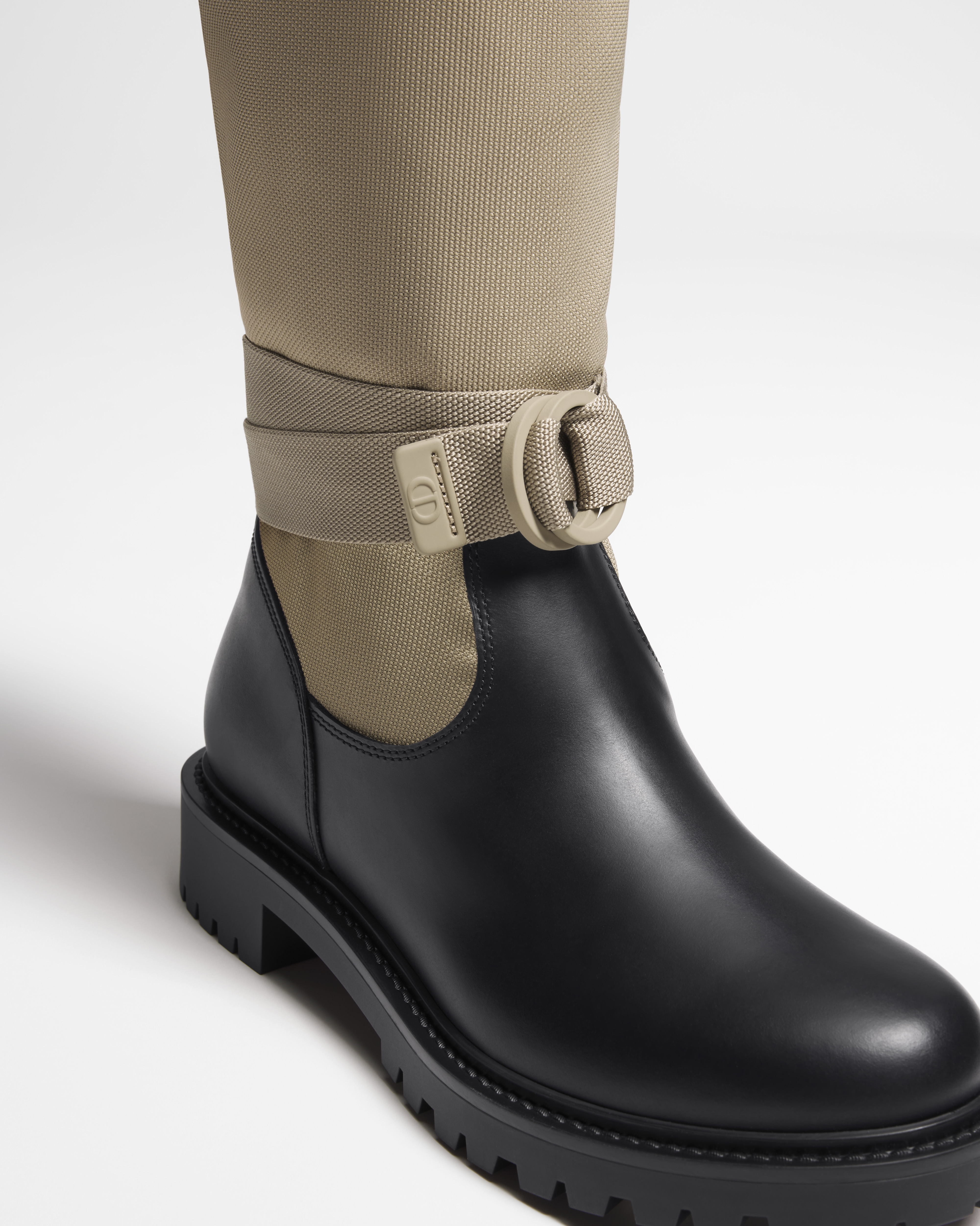 D-Major Boot Warm Taupe and Black Technical Fabric with Black Calfskin E09