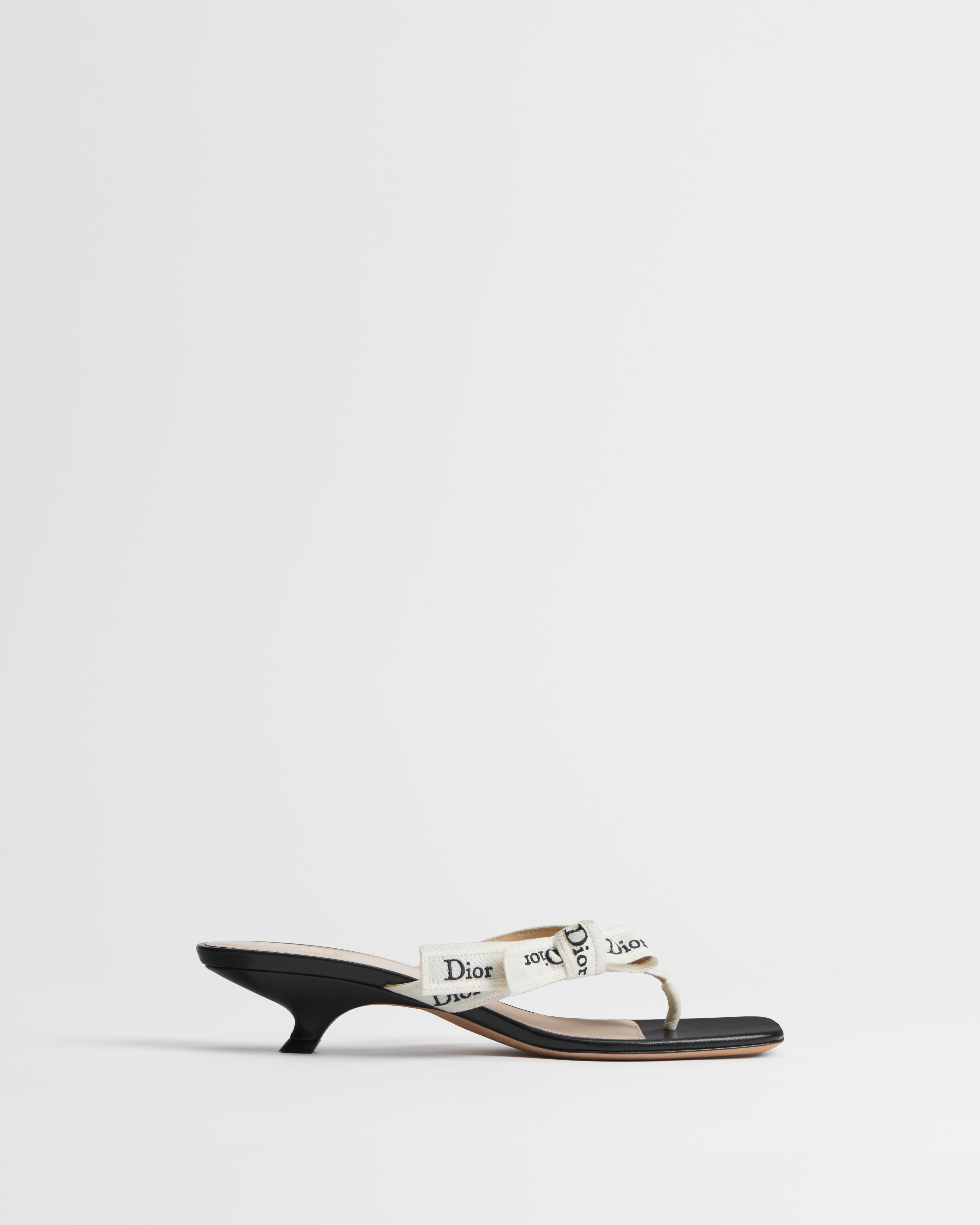 J'Adior Heeled Thong Sandal White Embroidered Cotton and Black Lambskin E02