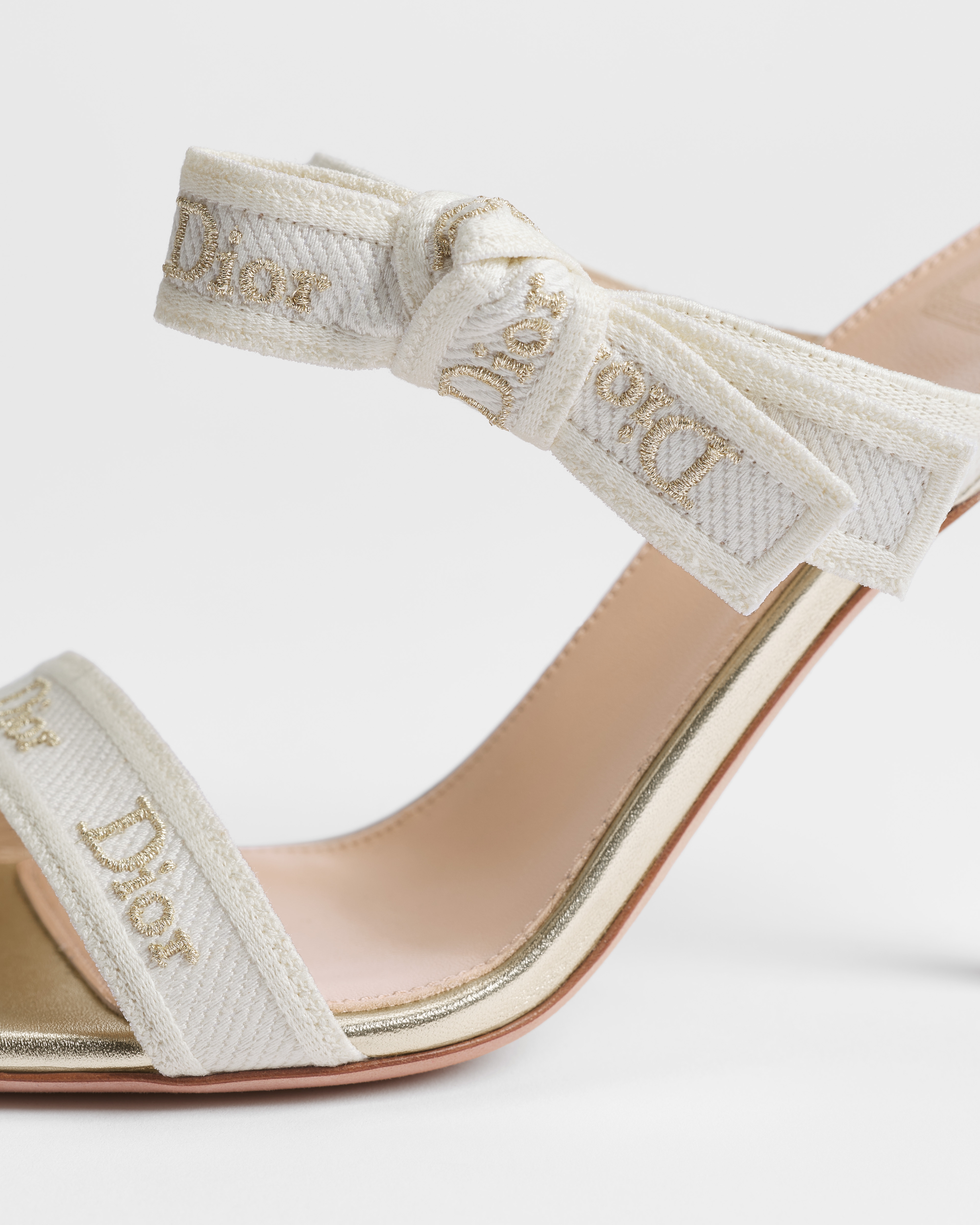 Dior クリスチャンディオール ストラップ　ヒール　サンダル　35 J'Adior ストラップ ヒールサンダル ゴールドトーン コットンブレンド