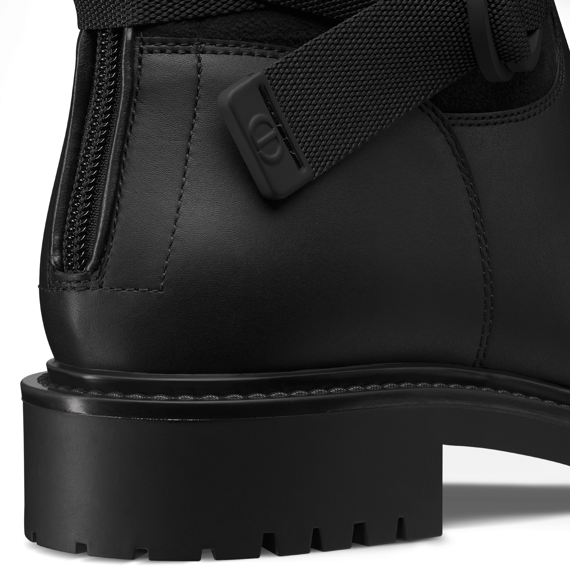 D-Major 앵클 부츠 블랙 송아지 가죽 & 블랙 스웨이드 염소 가죽, 에크루 양가죽 시어링 E09