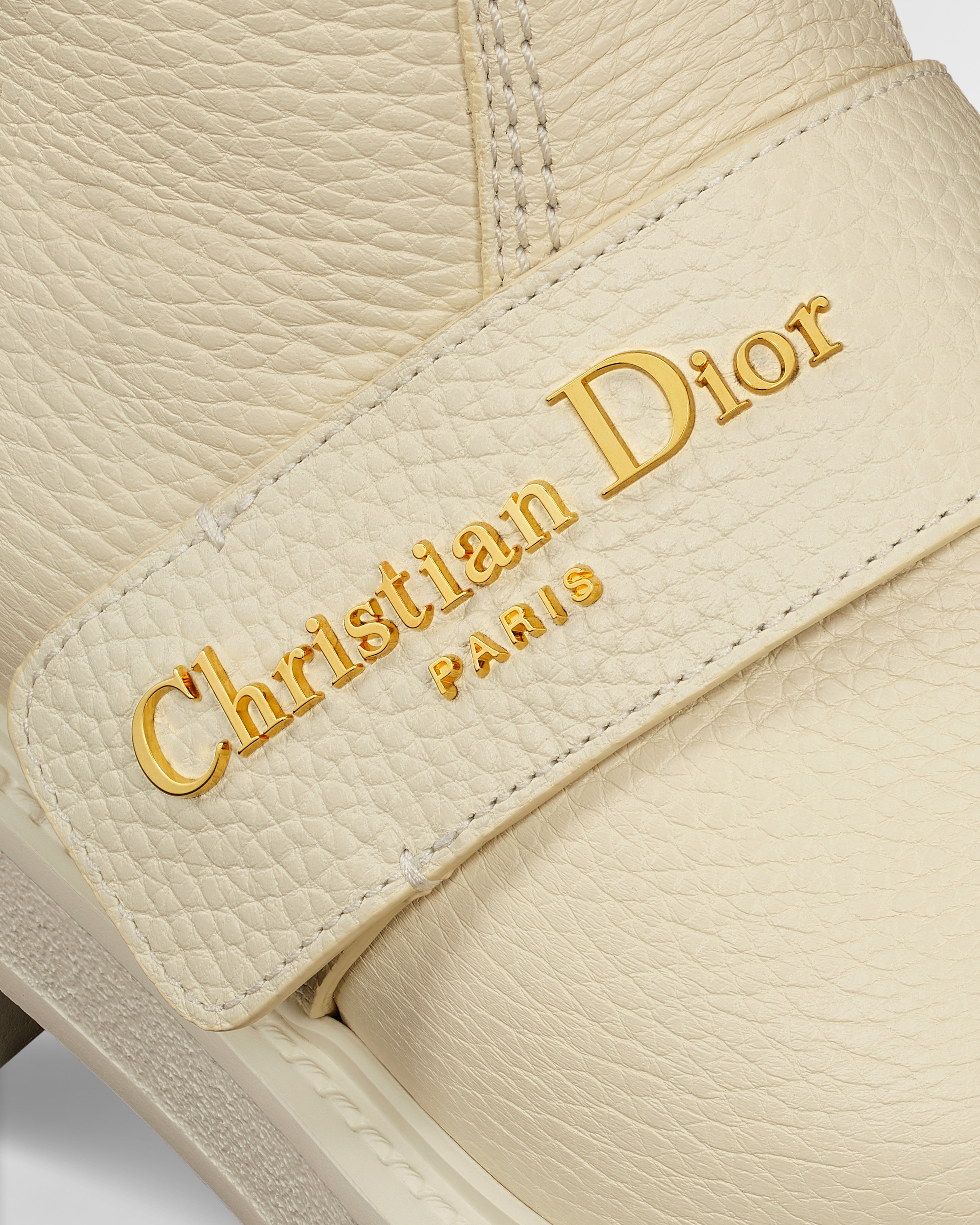 DiorAlps D-Quest Ankle Boot Ecru Grained Calfskin and Lambskin Shearling E09