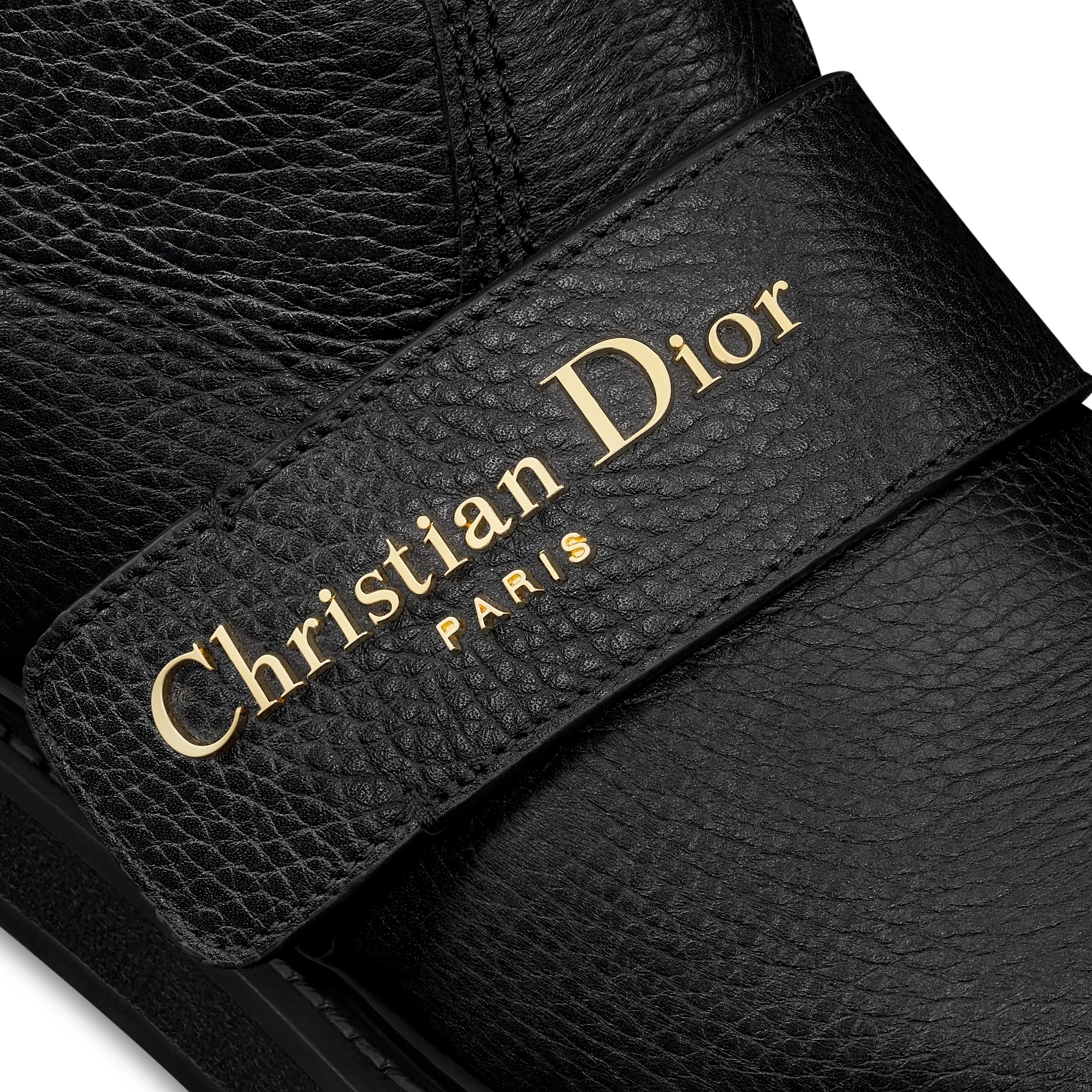 DiorAlps D-Quest Ankle Boot Black Grained Calfskin and White Lambskin Shearling E09