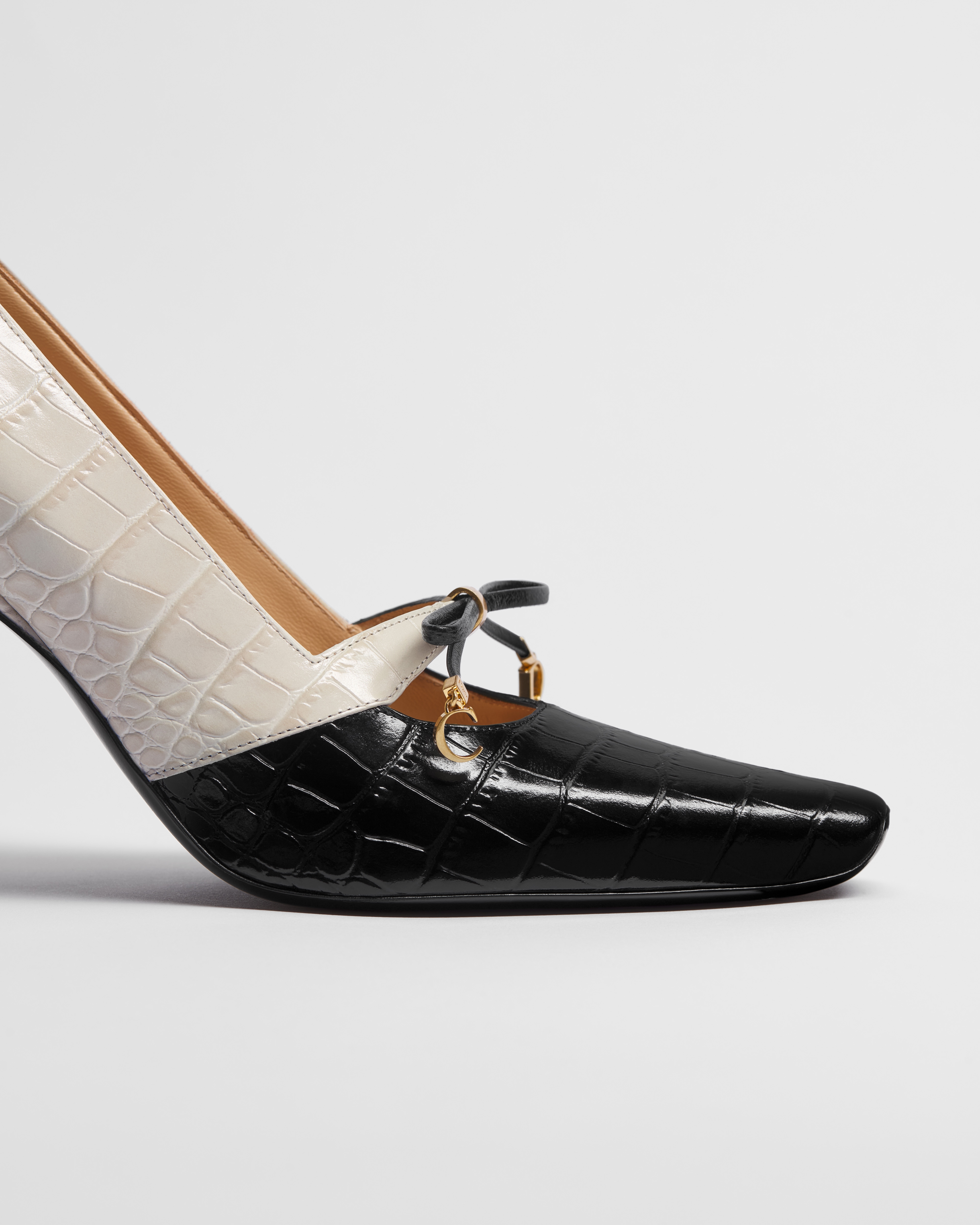 Dior Muse Pump Black and Cream Calfskin Printed with Crocodile Motif E09