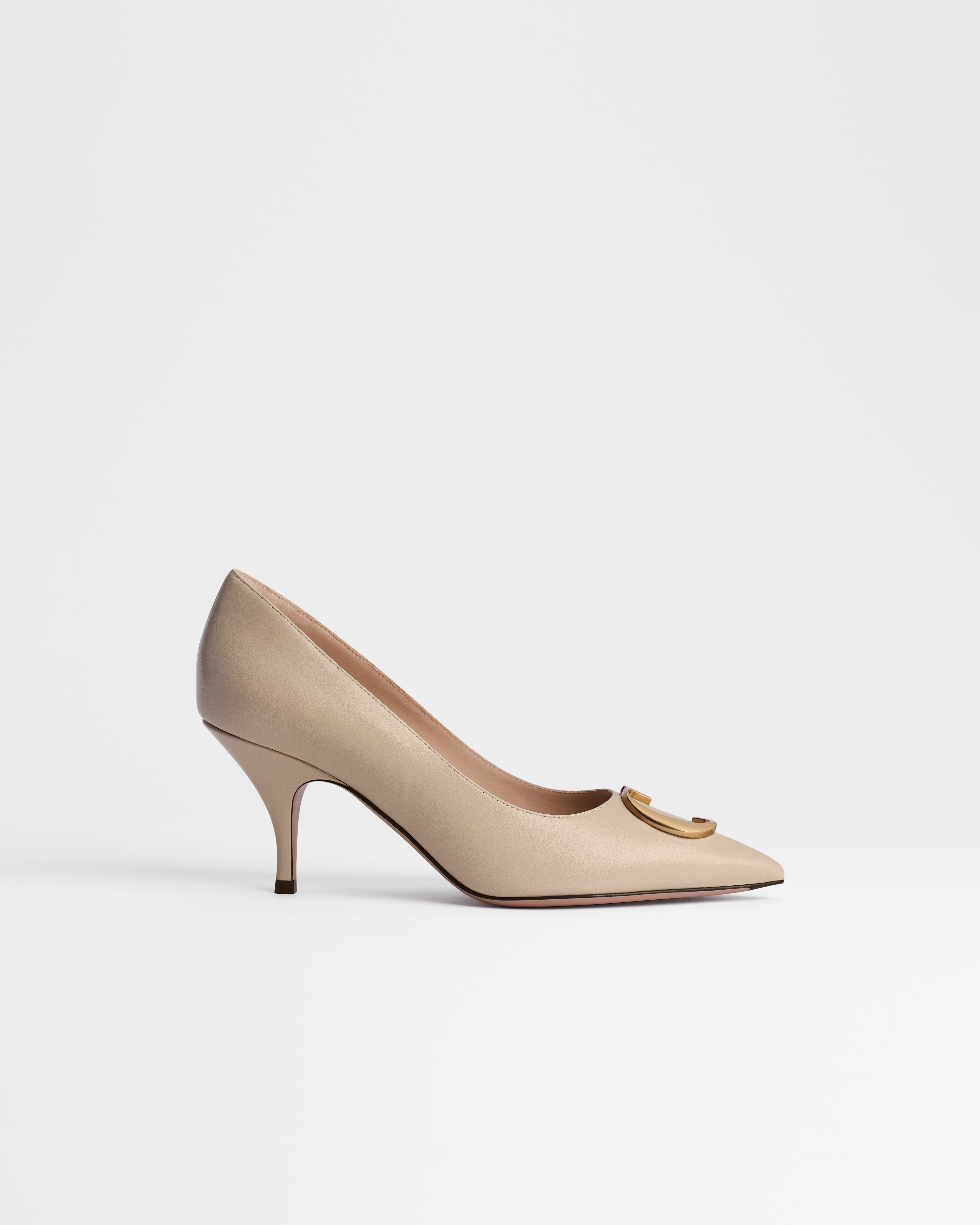 디올 이니셜 펌프스 트렌치 램스킨 E02