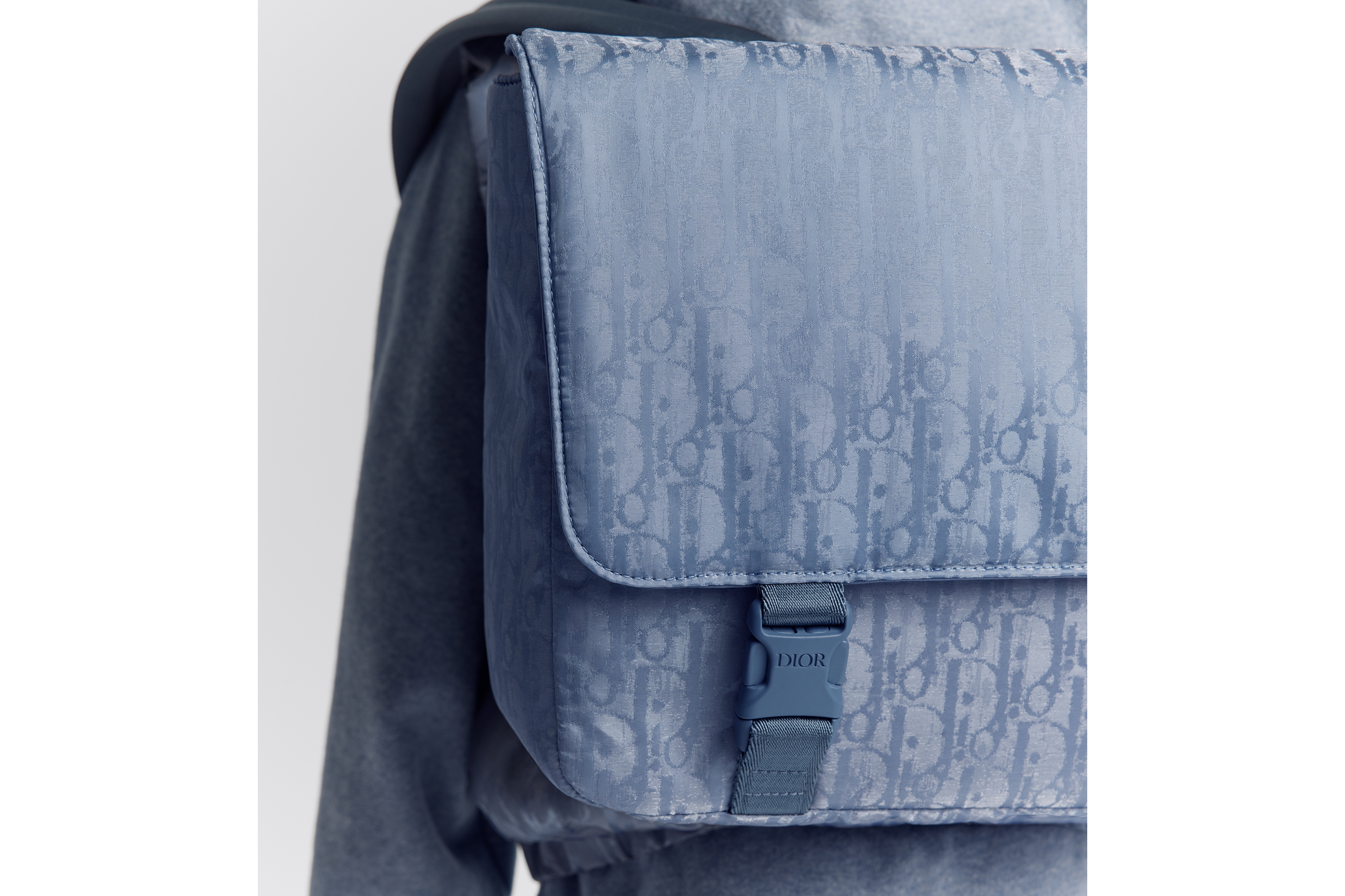 Look Kids' Satchel Gray-Blue Dior Oblique Water-Repellent Technical Jacquard with Satin Finish E20