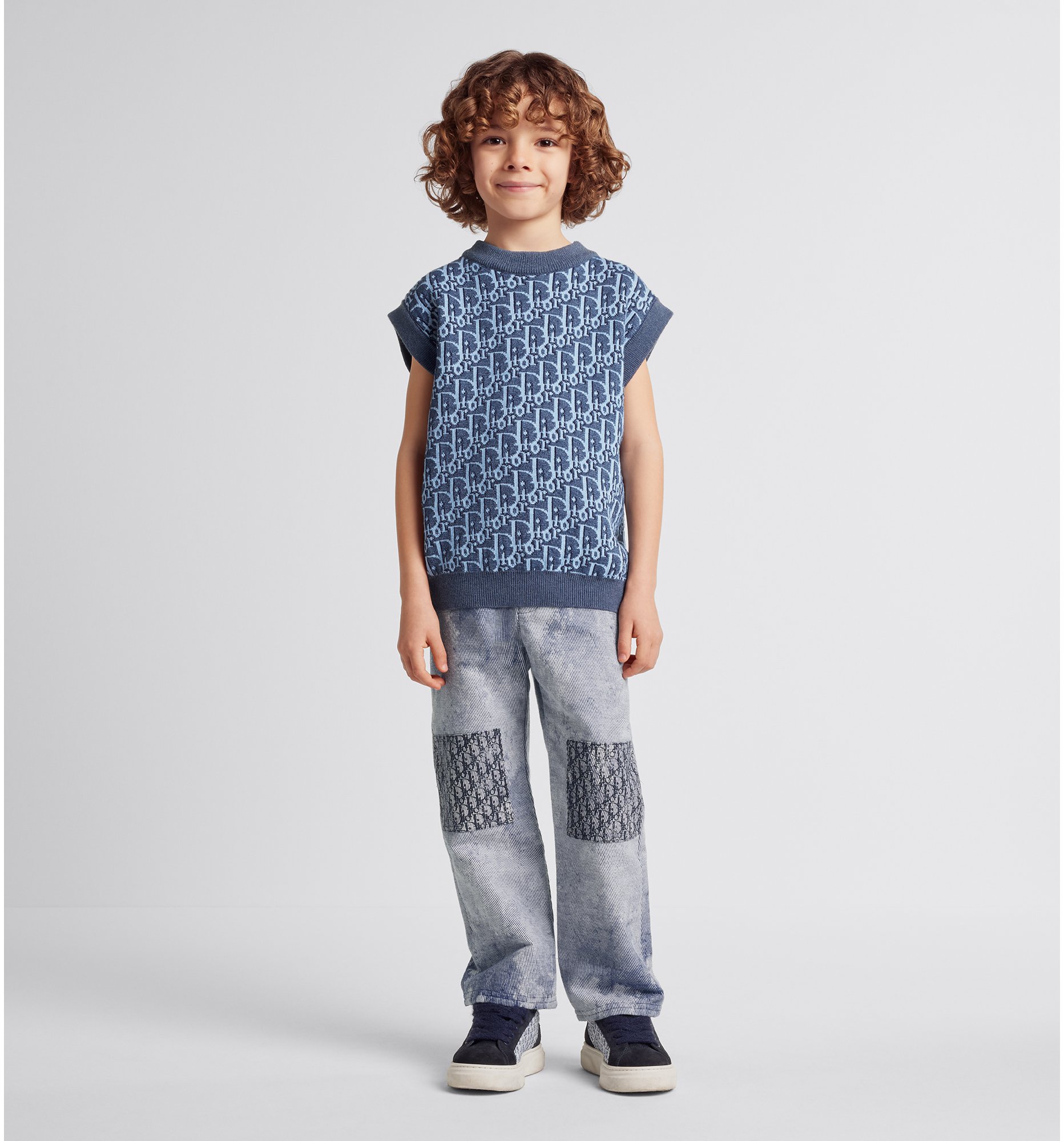 aria_look Kids' Sweater Vest Unfolded view