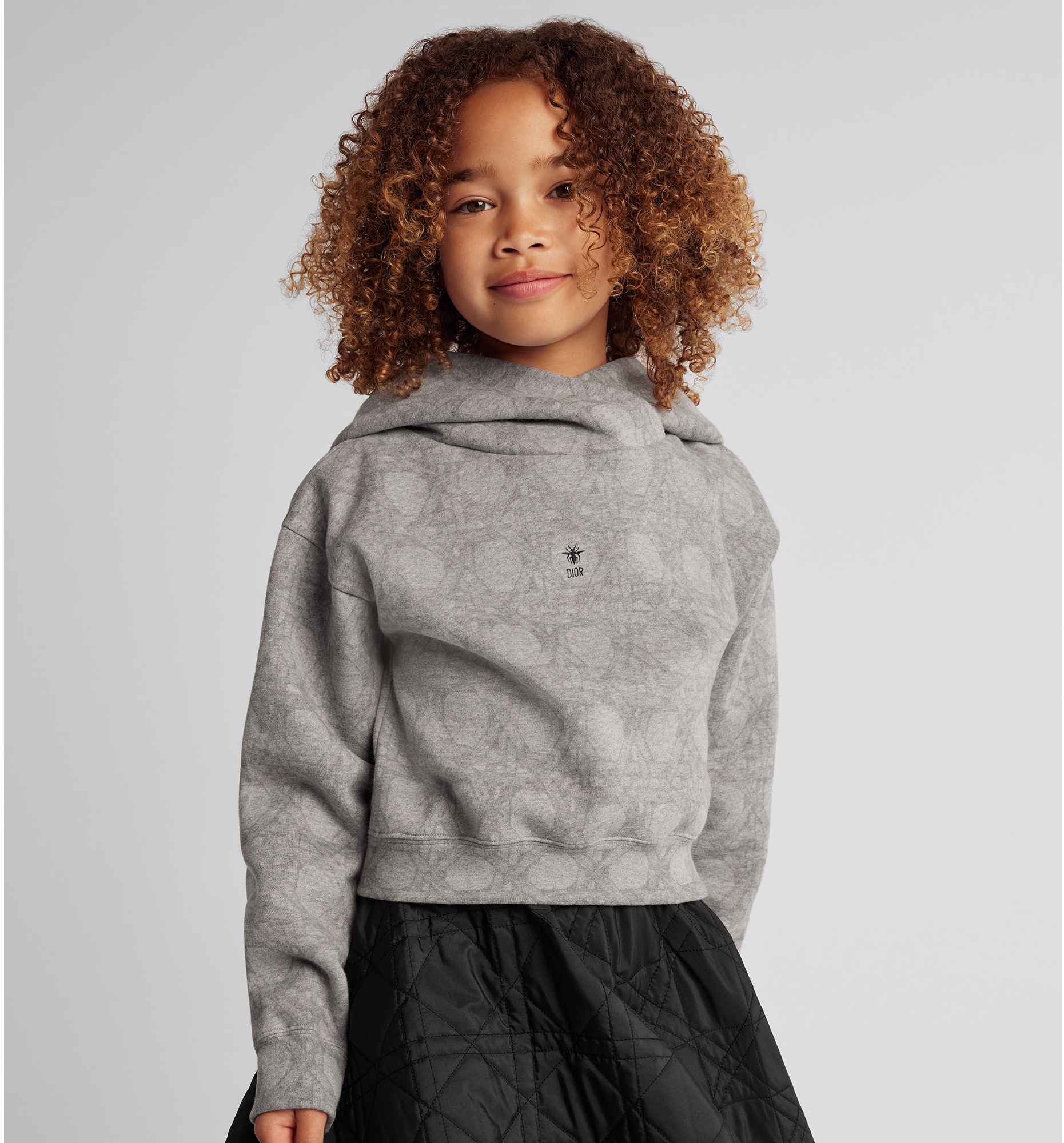 Sudadera con capucha Dior Kids Felpa de algodon cepillada Cannage gris DIOR