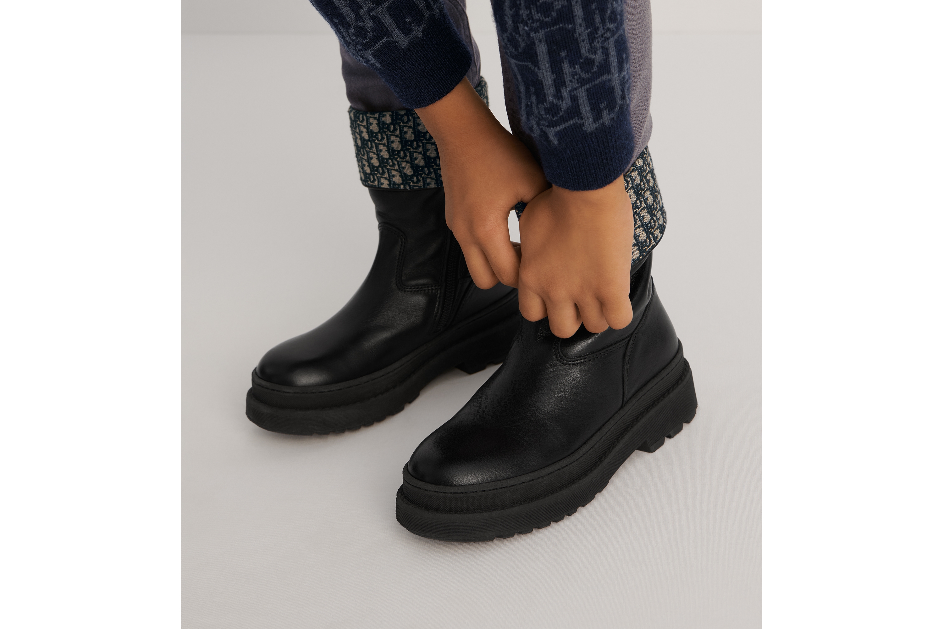 Look Kids' Boot Black Calfskin with Beige and Blue Dior Oblique Jacquard E24