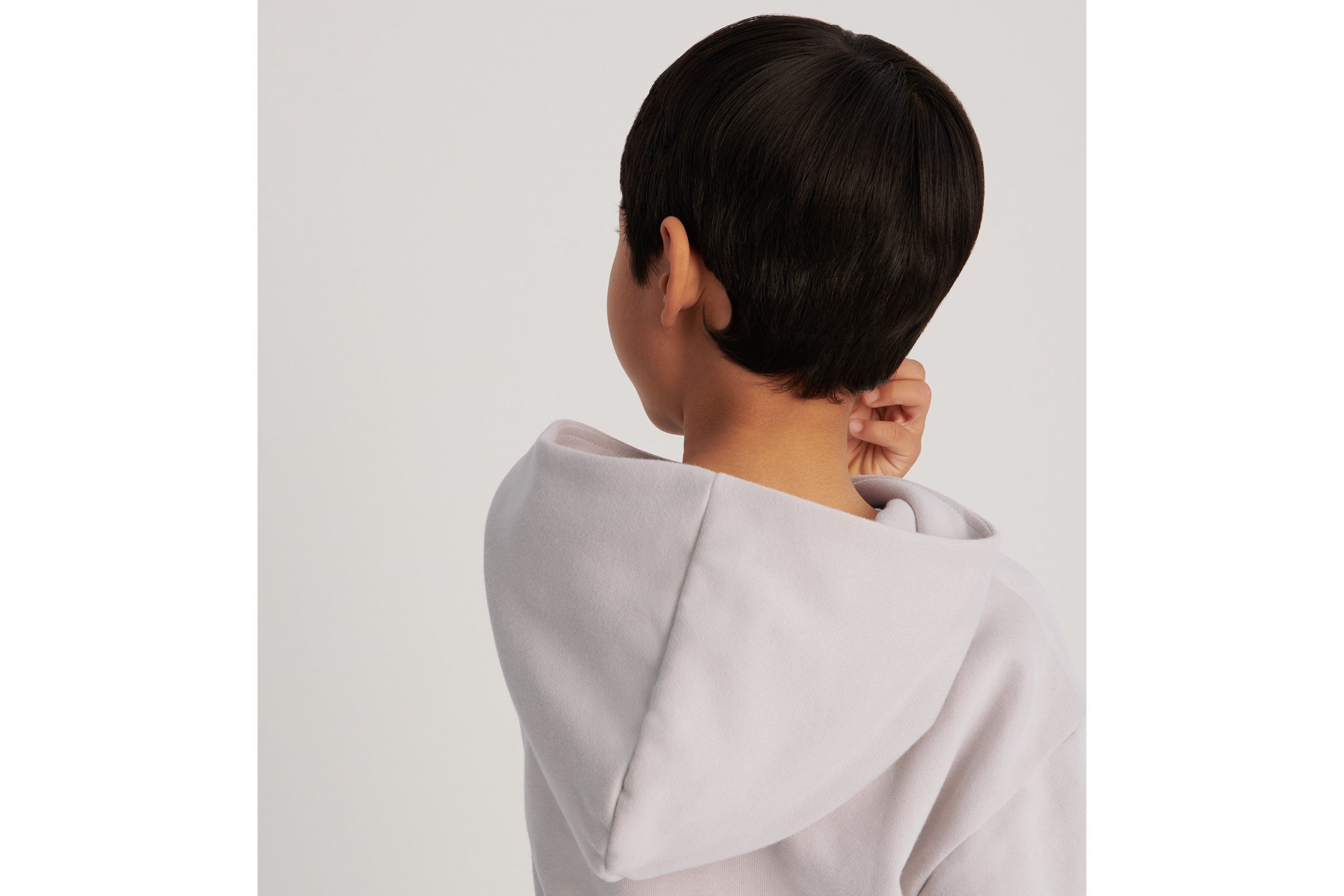 Pull à Capuche Unisexe Hush Ivoire – Coton Bio, Taille M, Léger, Excellent état