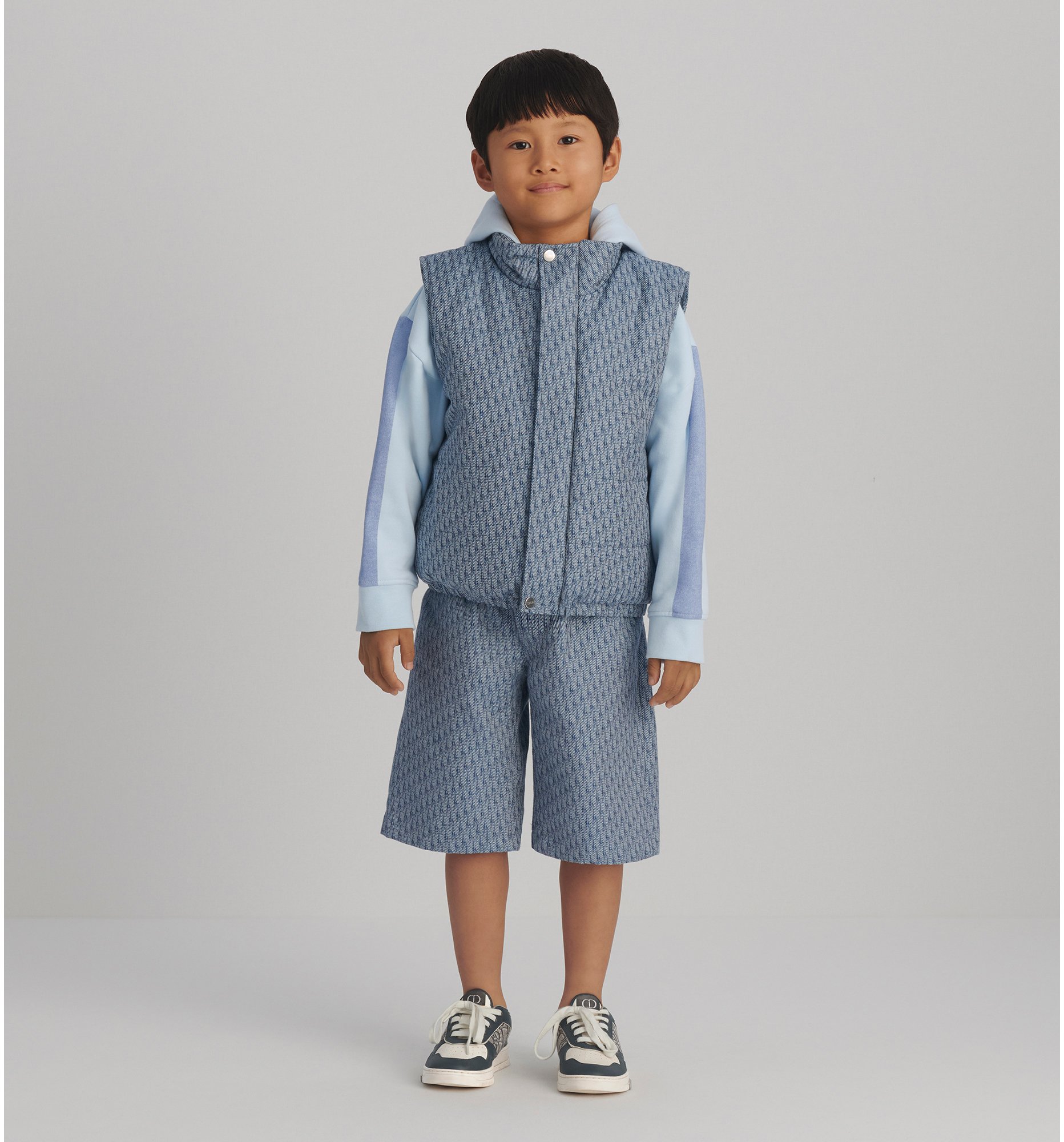 aria_look Kids' Puffer Vest Front view