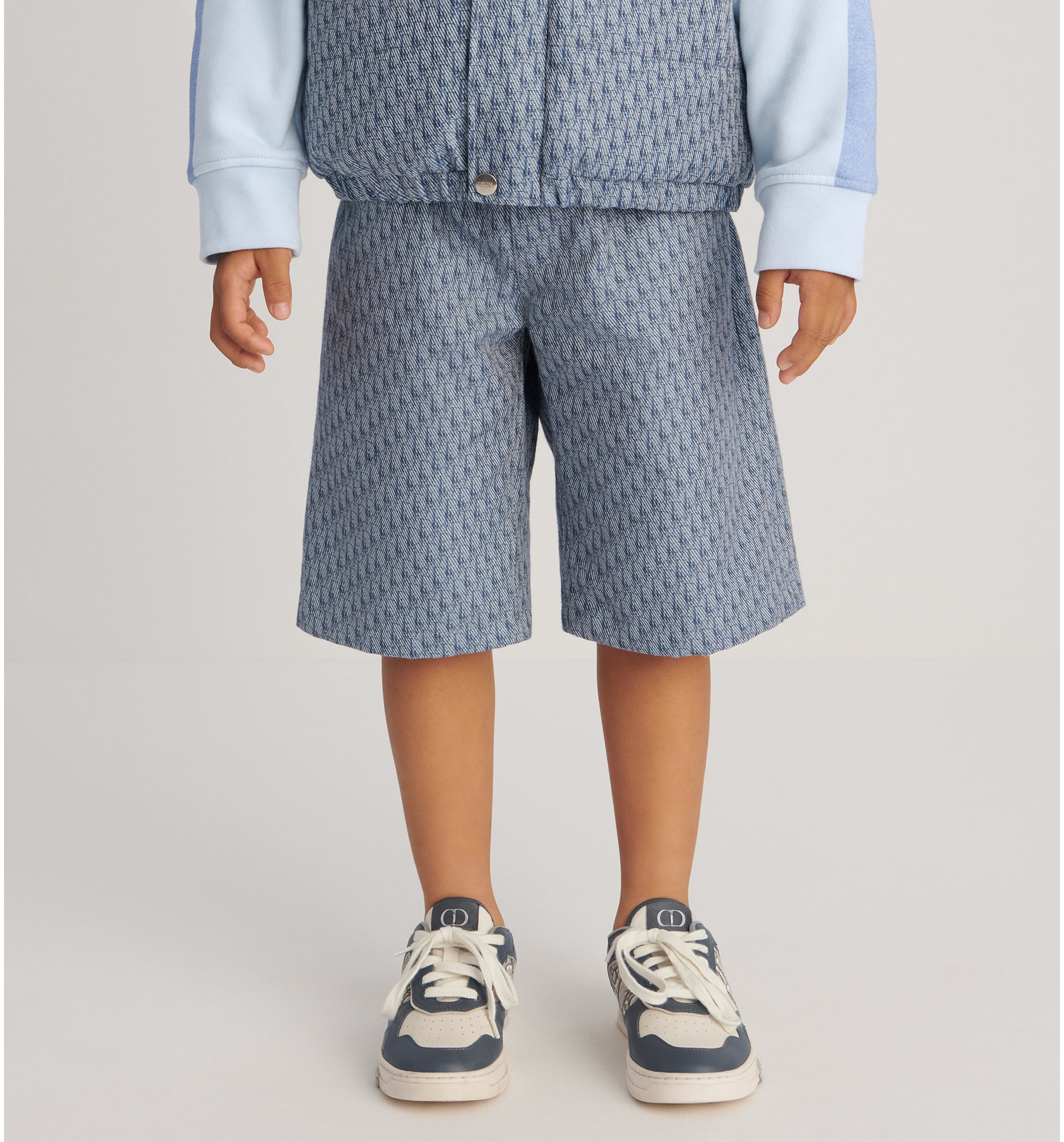 aria_look Bermudashorts für Kinder aria_threeQuarterBackView