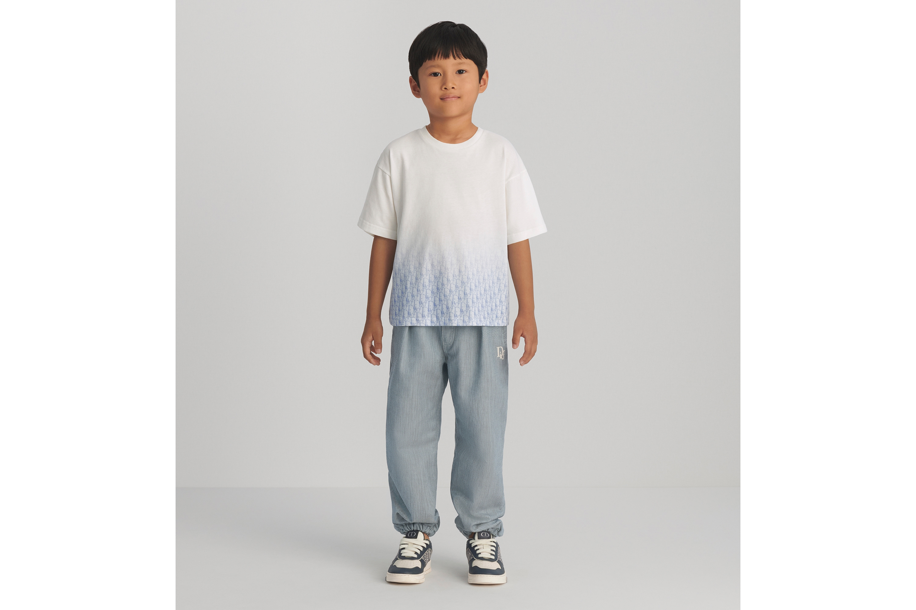 Look Kids' T-Shirt Ivory Cotton Jersey with Gradient Blue Dior Oblique Motif E01