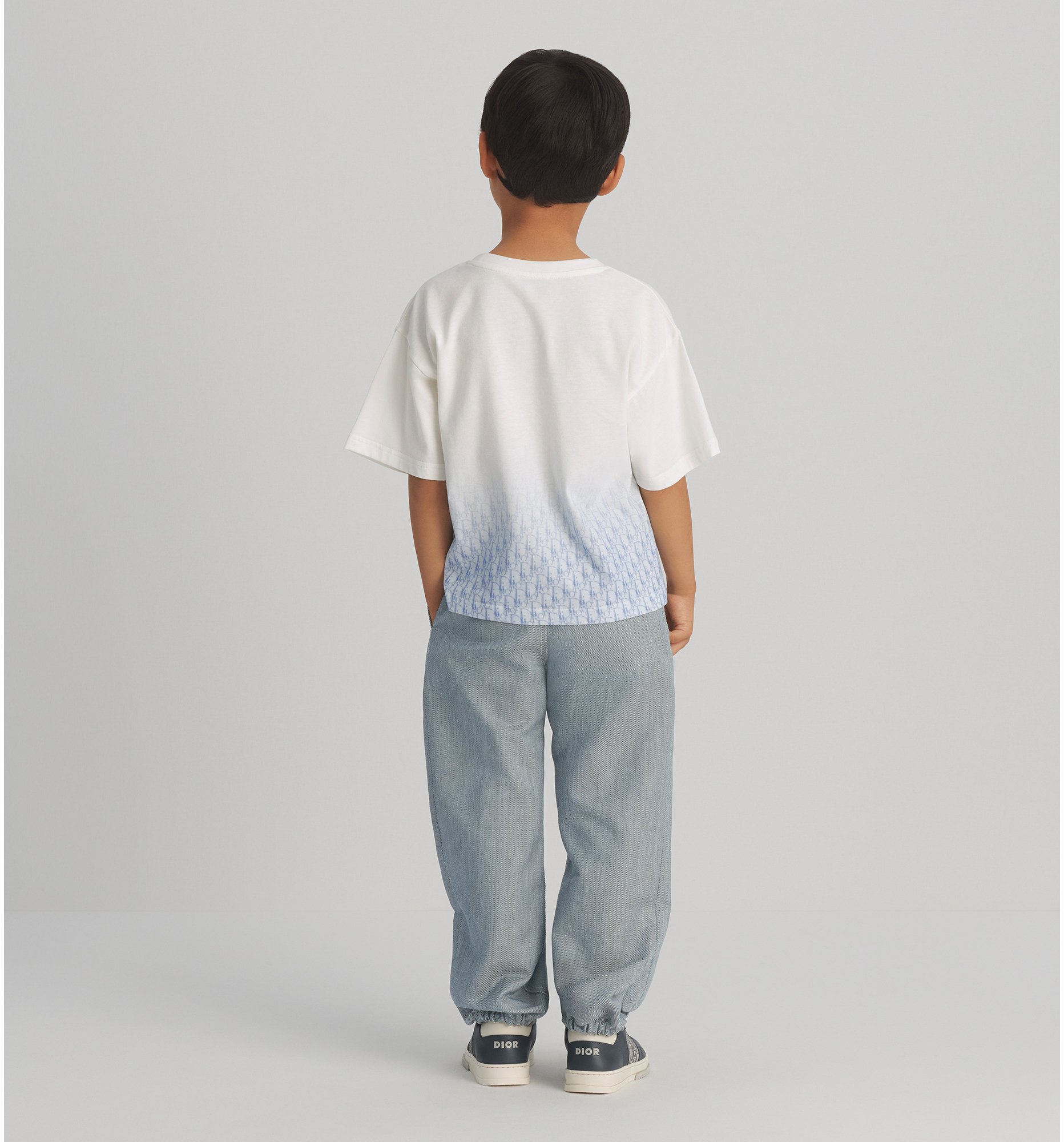 aria_look Camiseta Dior Kids aria_threeQuarterBackView