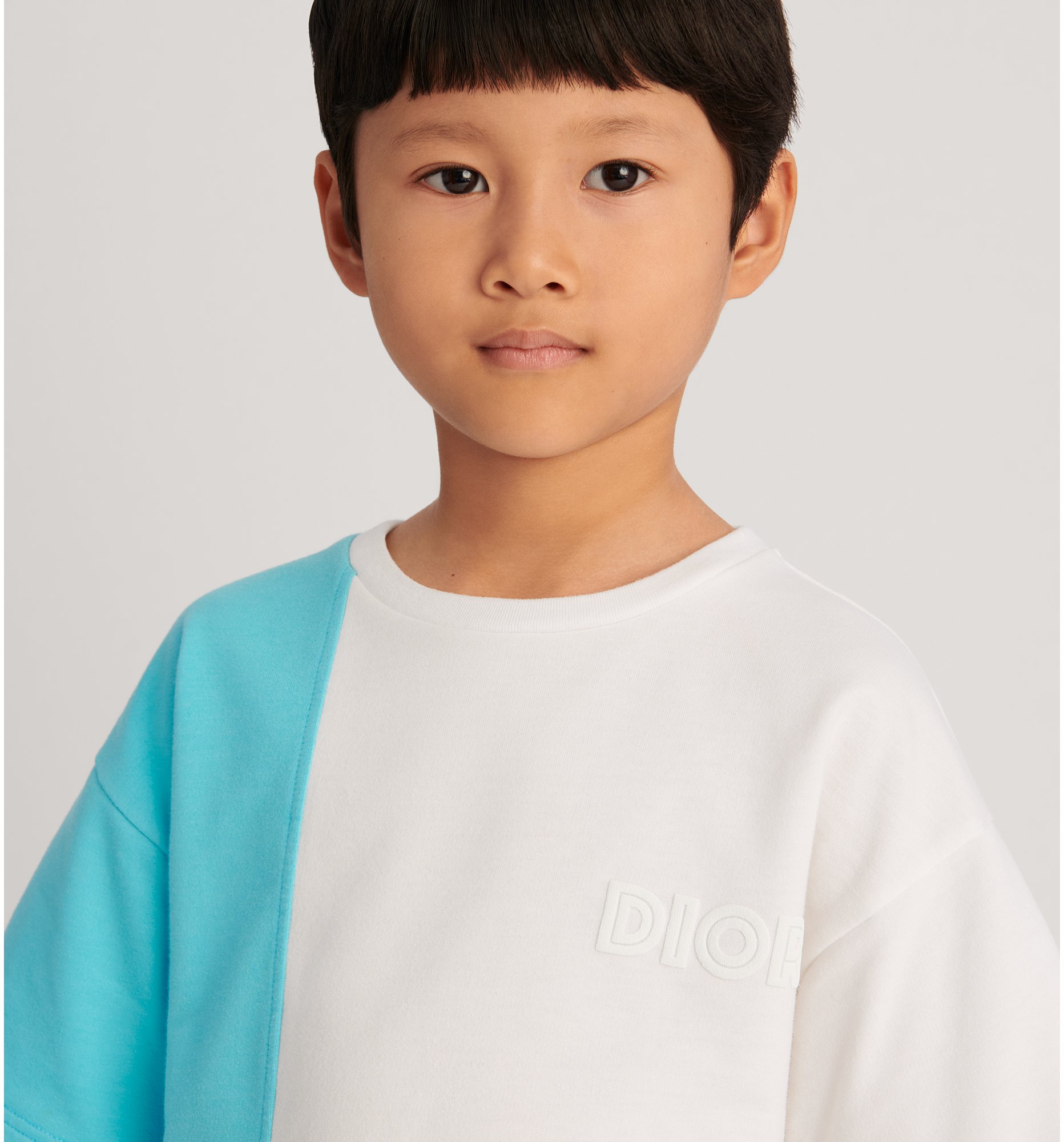 aria_look Kids' T-Shirt Profile view