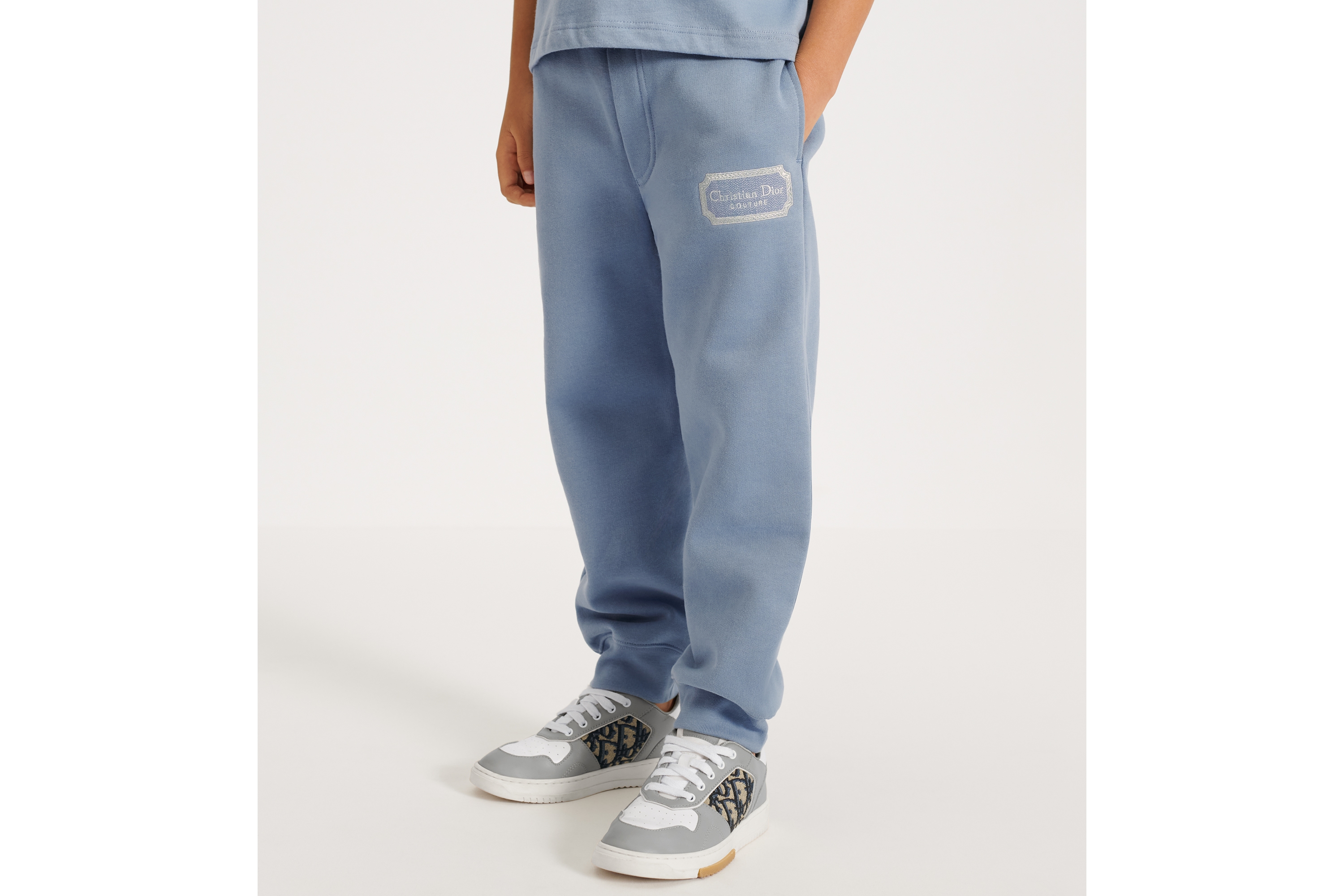 I Pantaloni Cargo Di Kaia Gerber Per L'Autunno 2023 - Foto 6