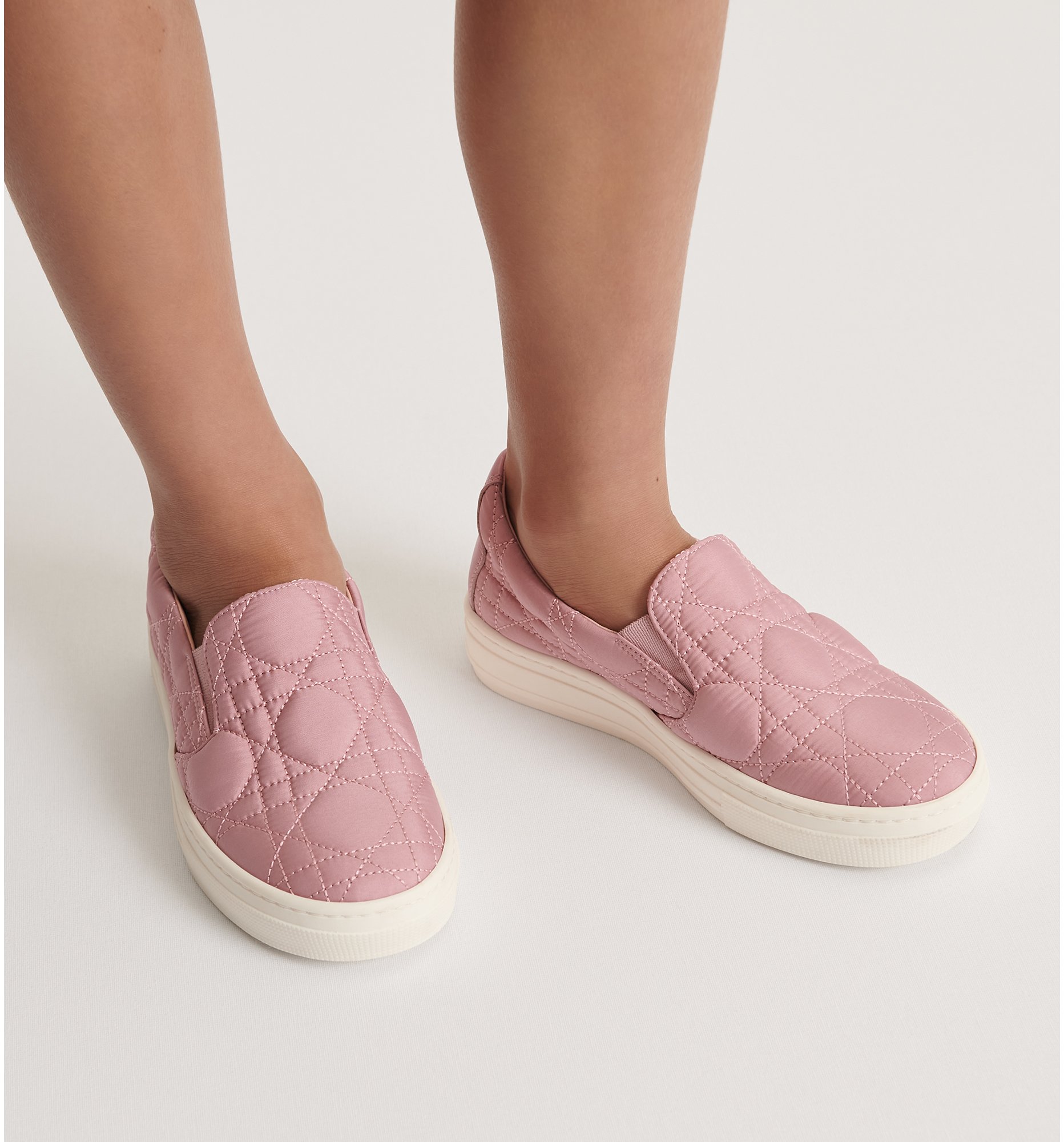 aria_look Kids' Slip-On Sneaker