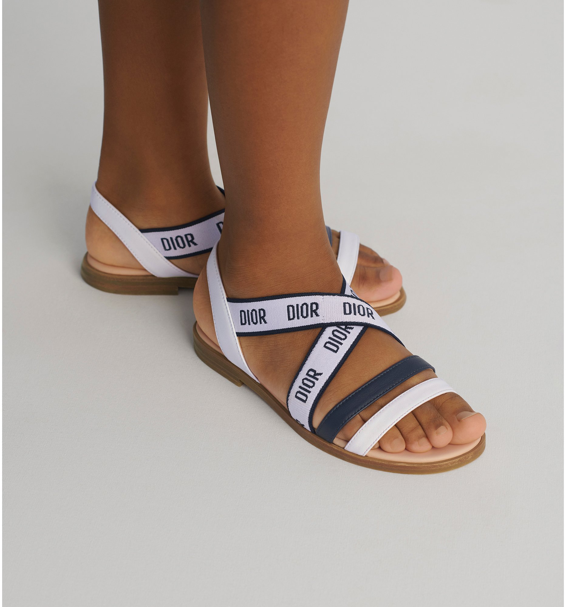 aria_look Kids' Sandal Top shot view