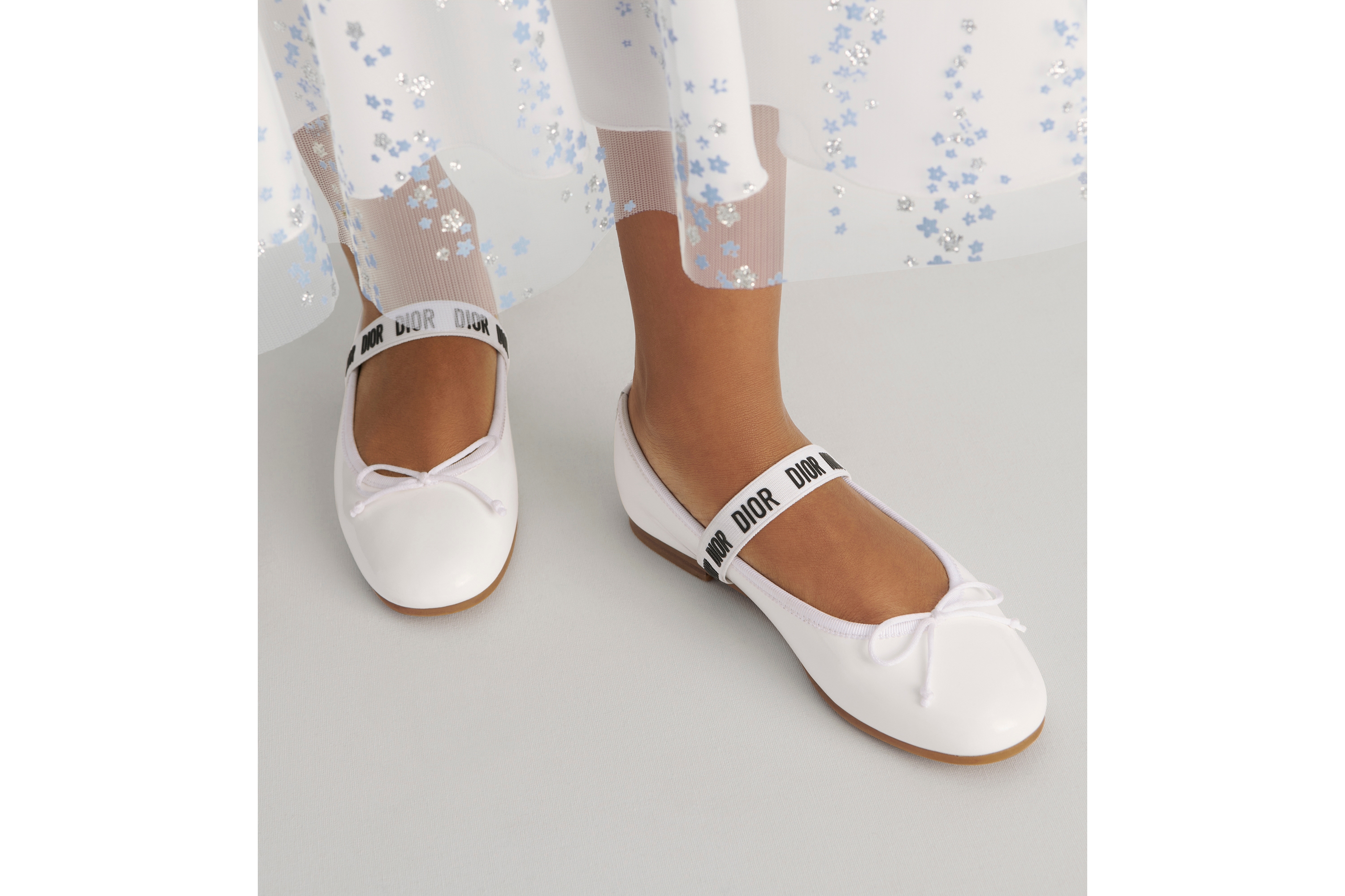 look_image_alt_prefix キッズ バレリーナ パテントカーフスキン E07