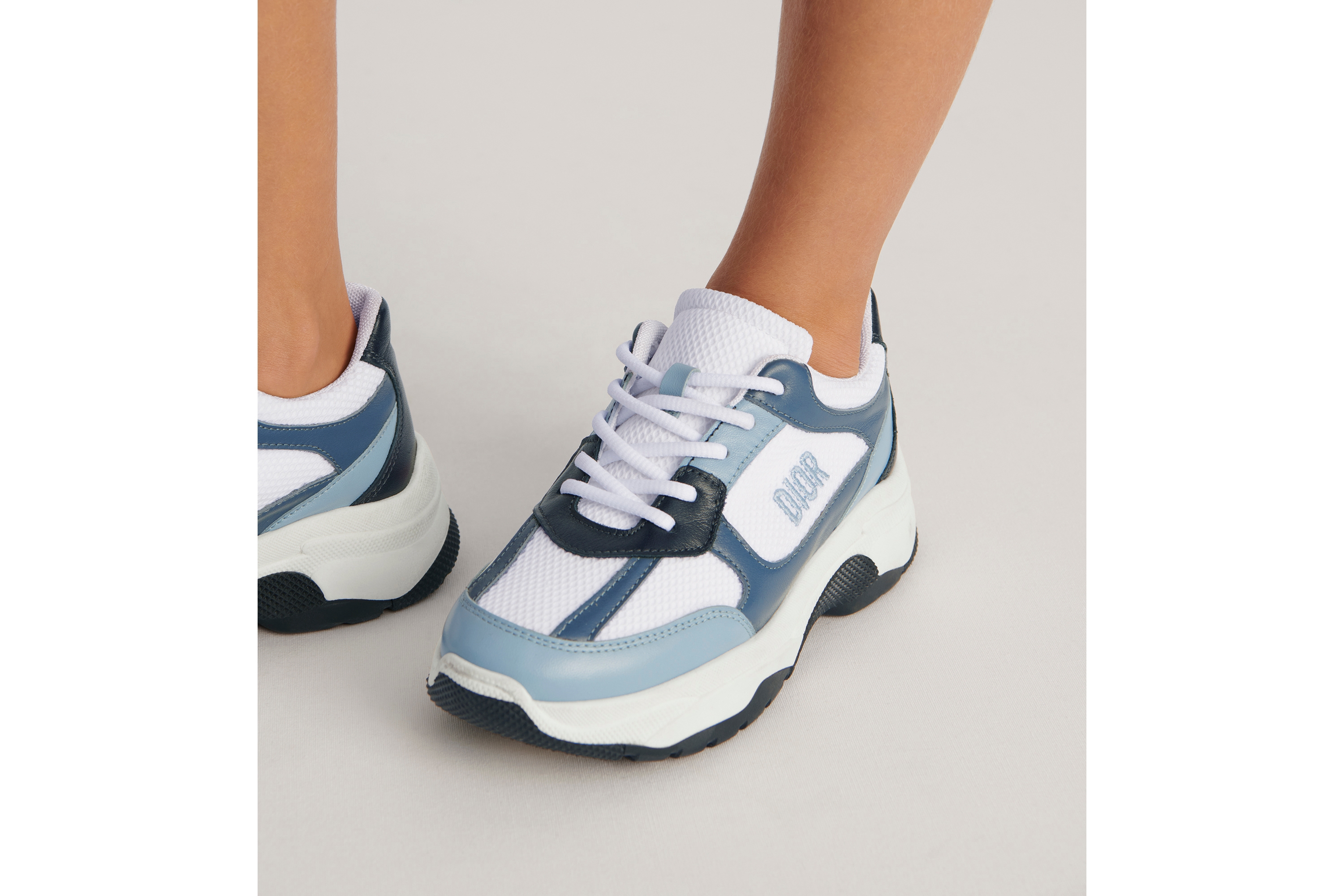 look_image_alt_prefix キッズ ロートップスニーカー カーフスキン & メッシュ E07