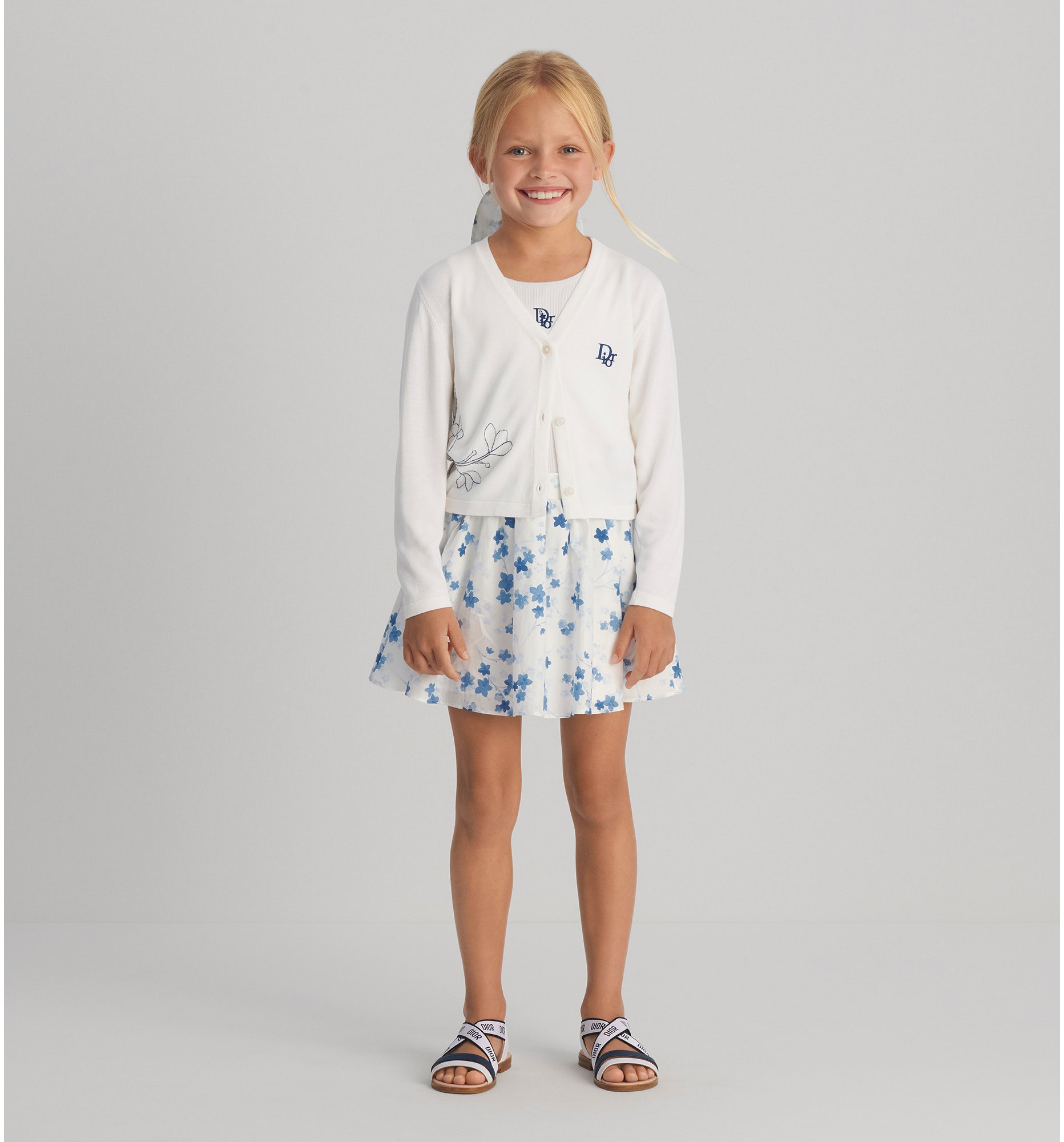 aria_look Kids' Cardigan Front view
