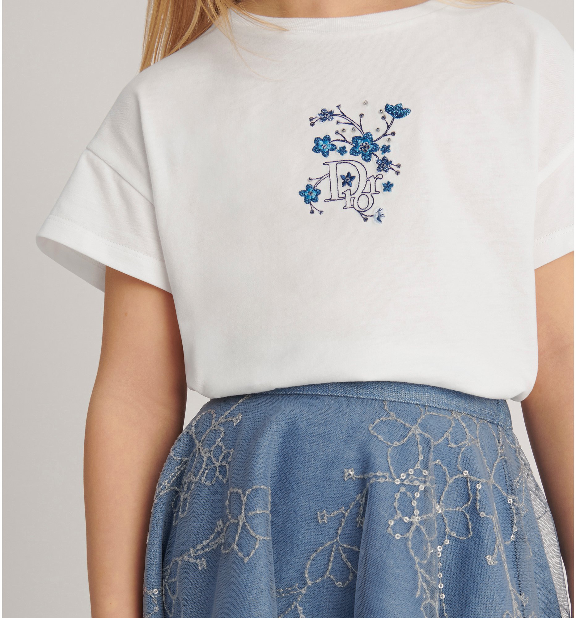 aria_look T-shirt enfant Vue de 3/4 zoomée
