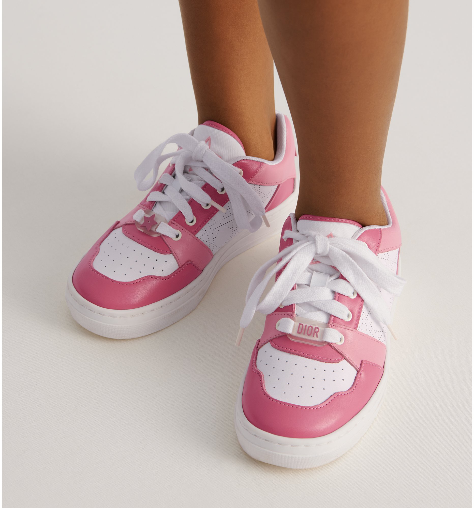 aria_look Kids' Low-Top Sneaker Unfolded view