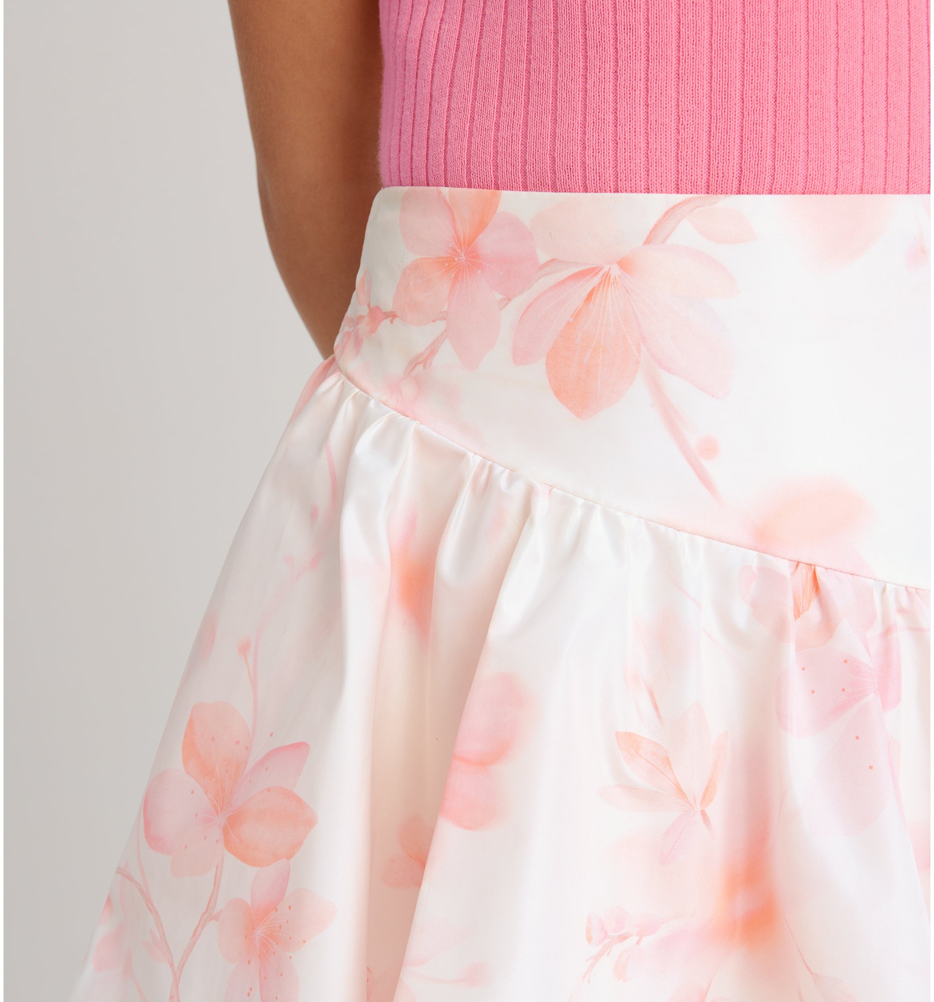 aria_look Kids' Short Skirt Top shot view