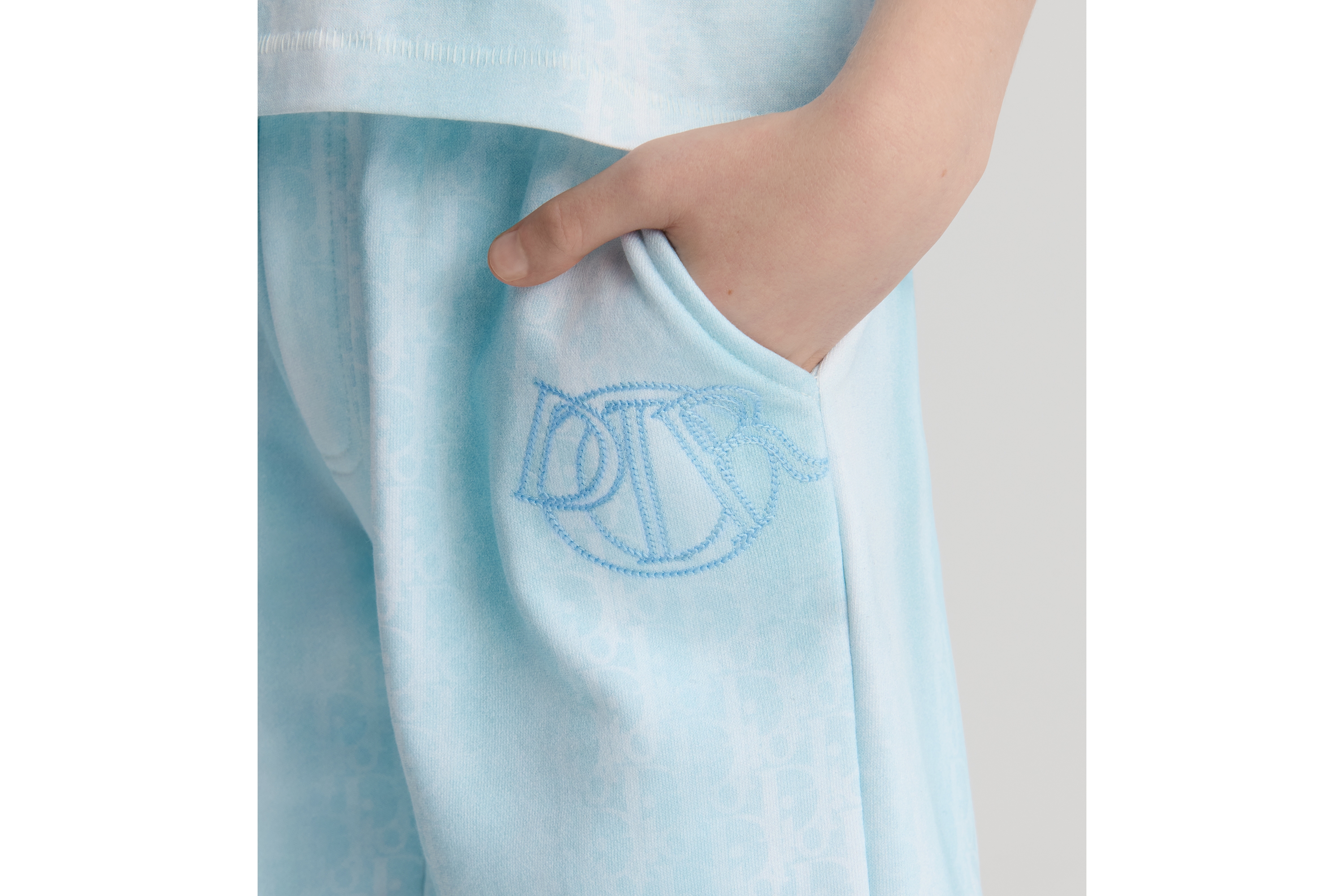 look_image_alt_prefix Pantalón corto Dior Kids Felpa de algodón con estampado Dior Oblique turquesa con degradado E03