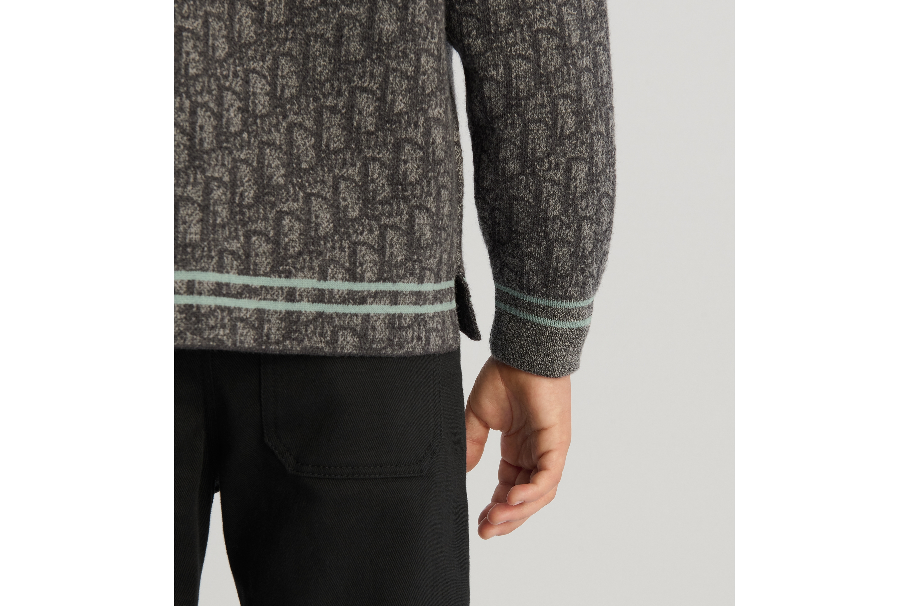 look_image_alt_prefix Cardigan für Kinder Punto Milano Wollstrick in Grau mit Dior Oblique Jacquard E04