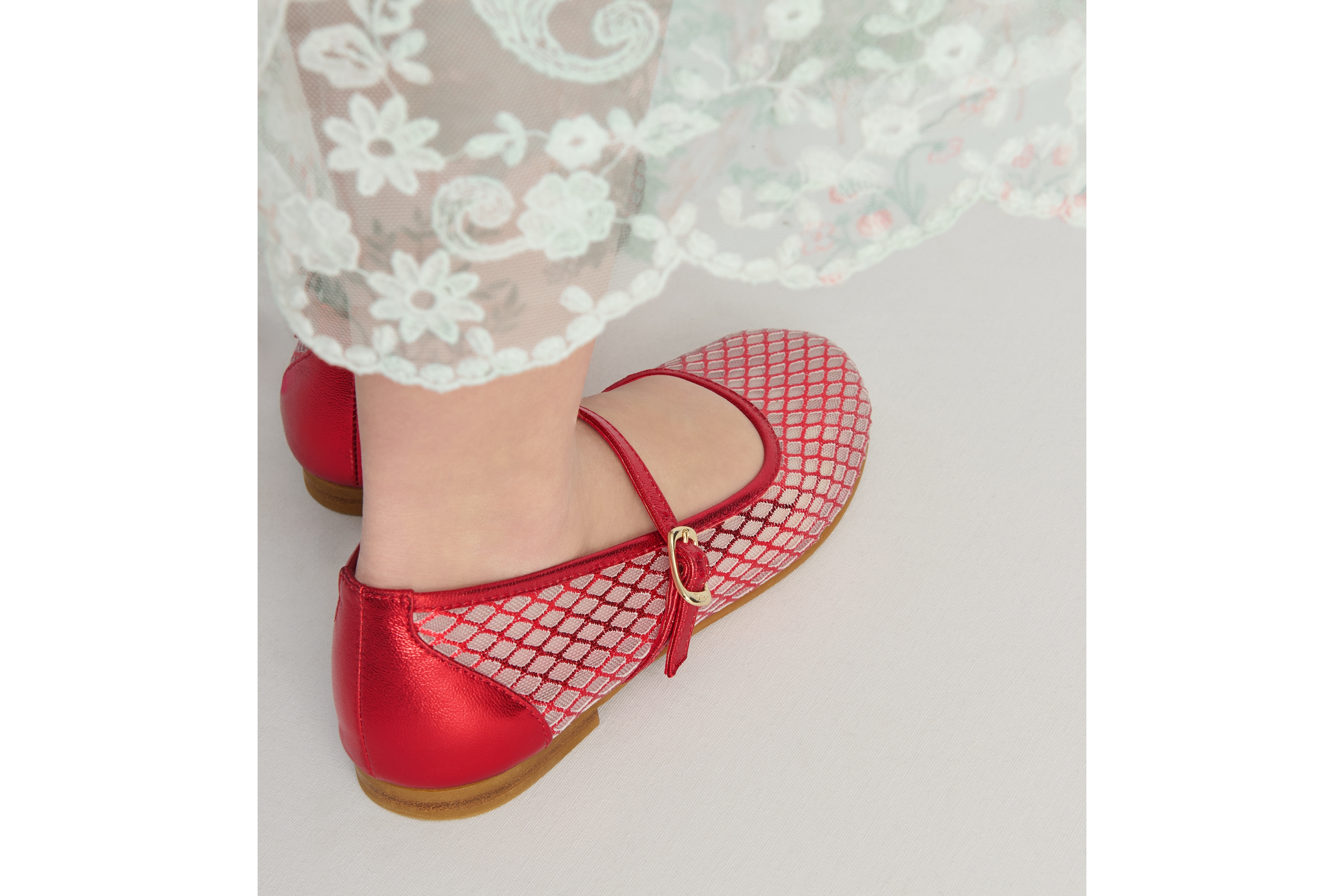 Look Kids' Ballet Flat Red Laminated Lambskin and Ivory Tulle E05