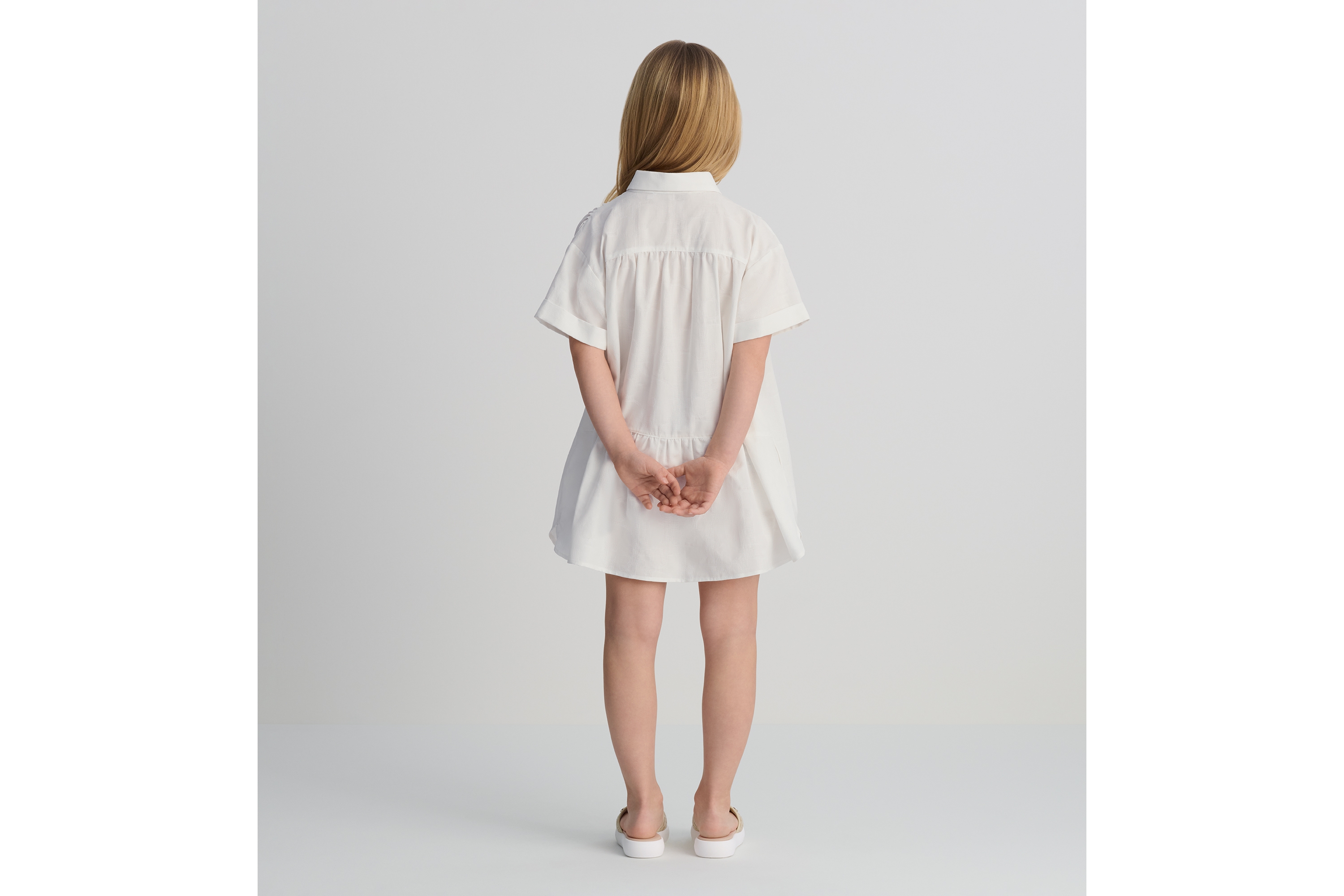 look_image_alt_prefix Overhemdjurk voor kinderen Ivoorkleurige katoenvoile met Macro Dior Oblique-jacquard E04