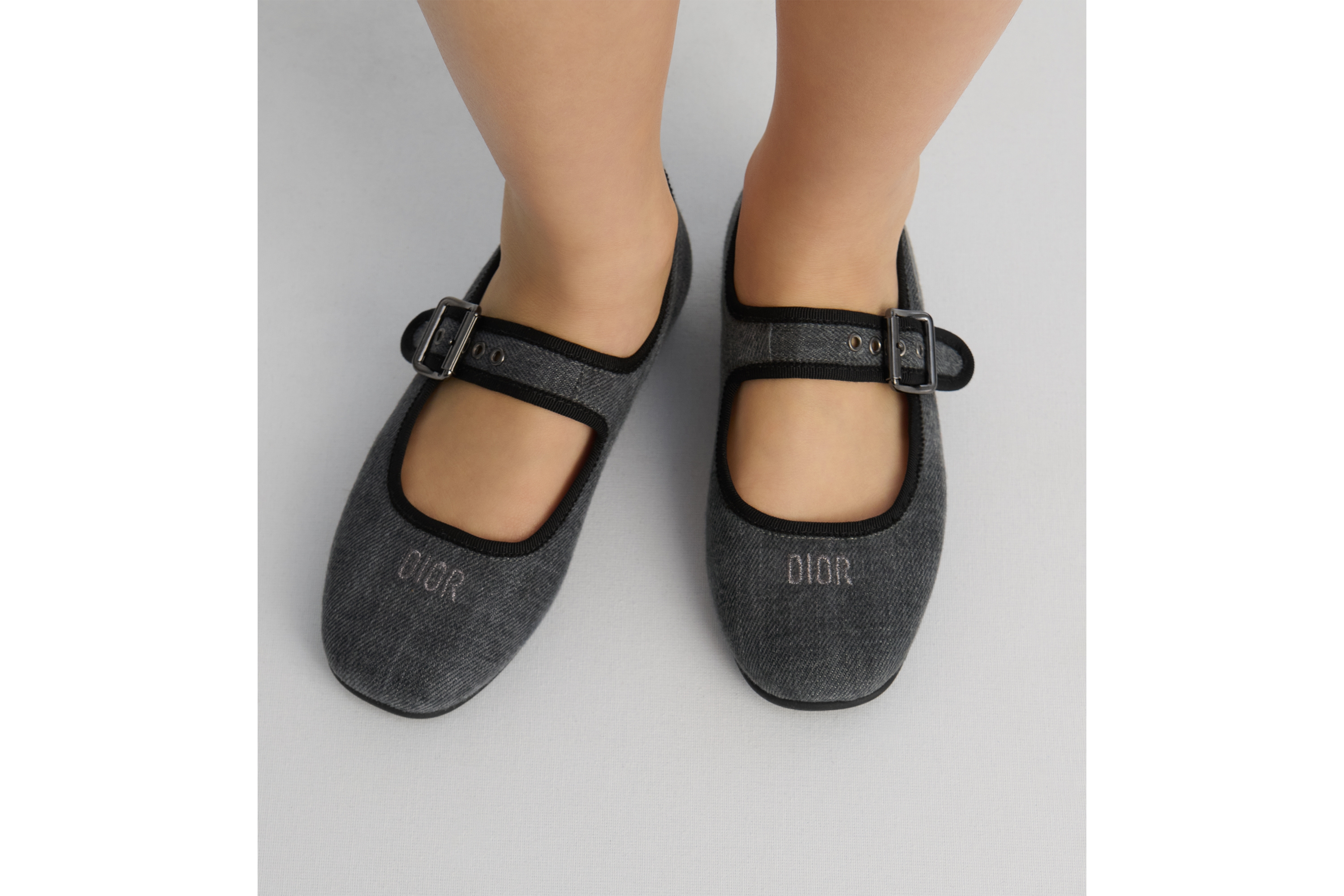 look_image_alt_prefix Ballerina für Kinder Karierter Baumwolldenim in Grau E05