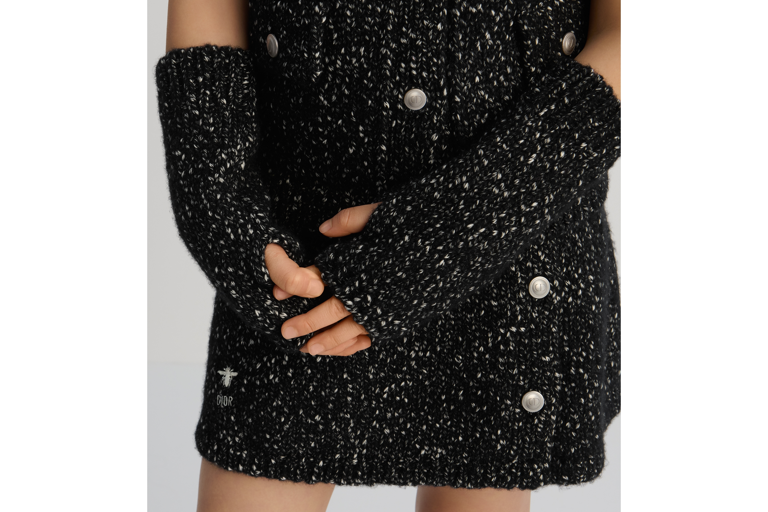 look_image_alt_prefix Wanten voor kinderen Zwart en wit moulinébreisel van katoen en wol in tweedlook E05