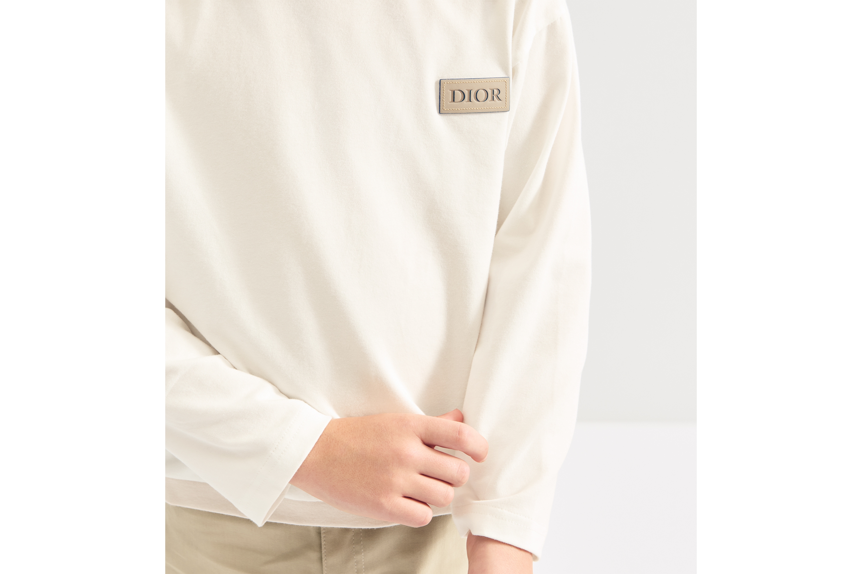 Christian DIOR キッズトレーナー8　ホワイト Christian DIOR キッズトレーナー8 ホワイト Kids' Long-Sleeved T