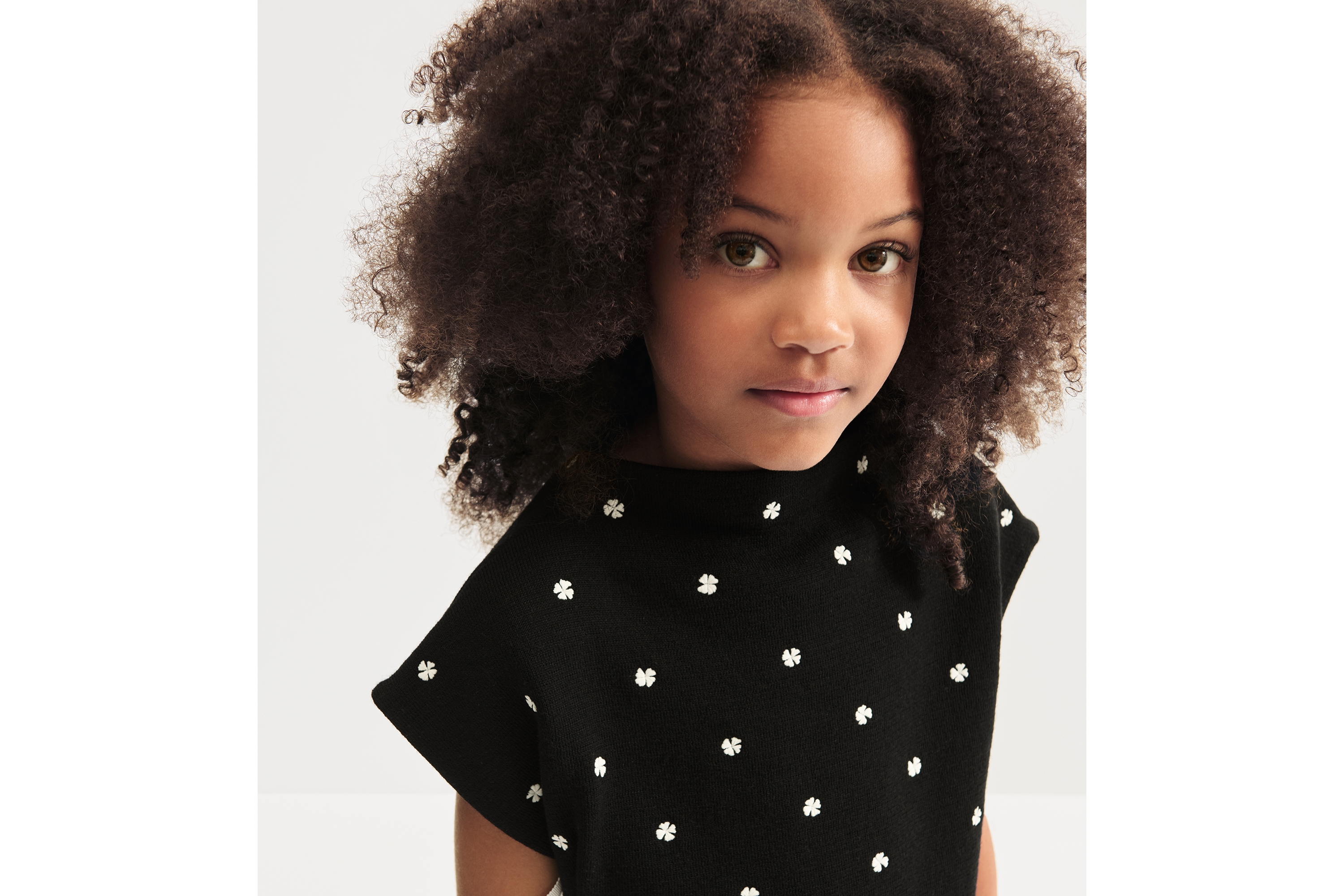 Kids' A-Line Dress Black Wool Punto Milano Knit with Ivory Clover Motif E10