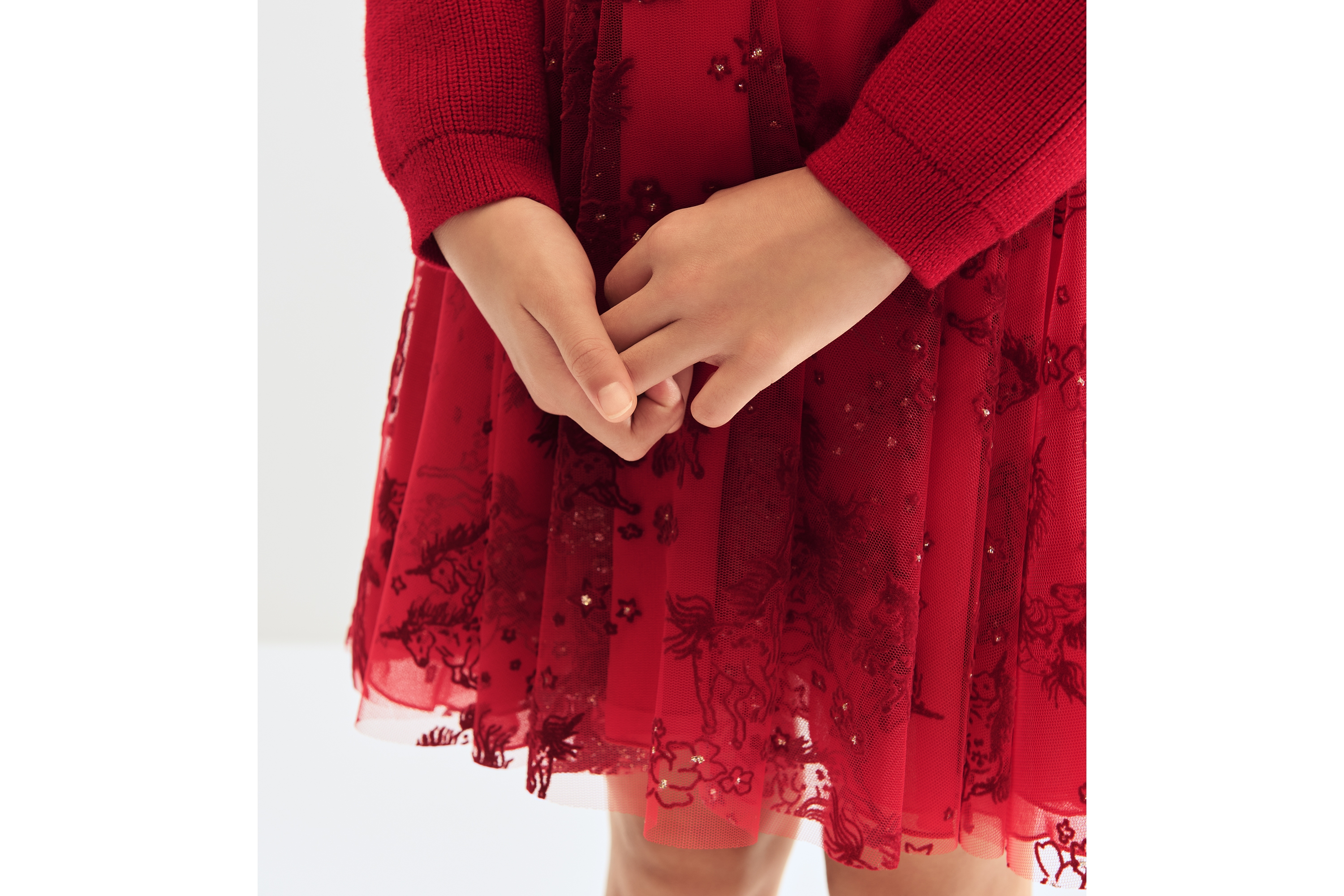 look_image_alt_prefix 童裝喇叭連身裙 紅色羊毛針織和紅色薄紗配深紅色及金色色調獨角獸主題圖案 E14