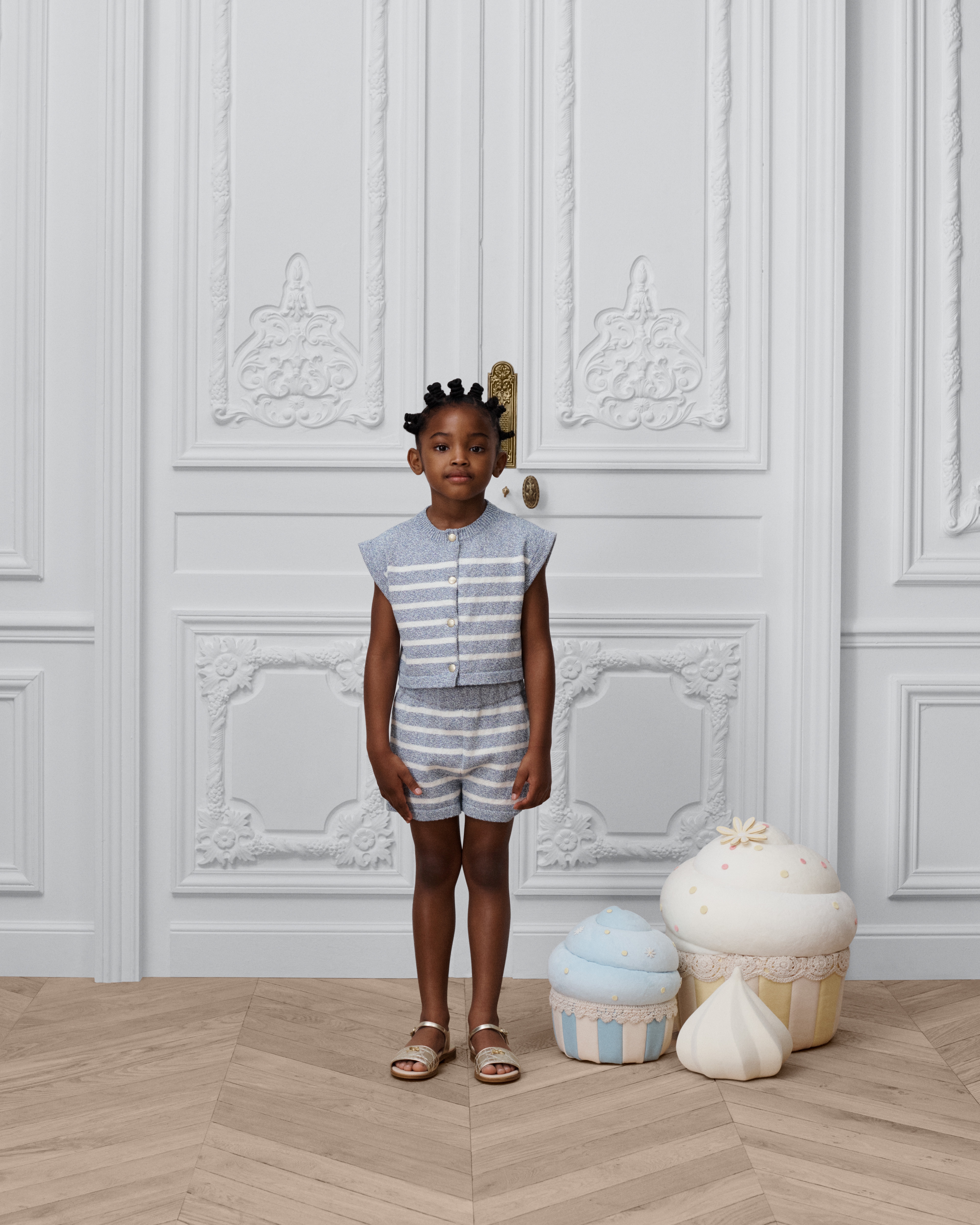 Gilet per bambini Maglia di cotone blu a strisce avorio E07
