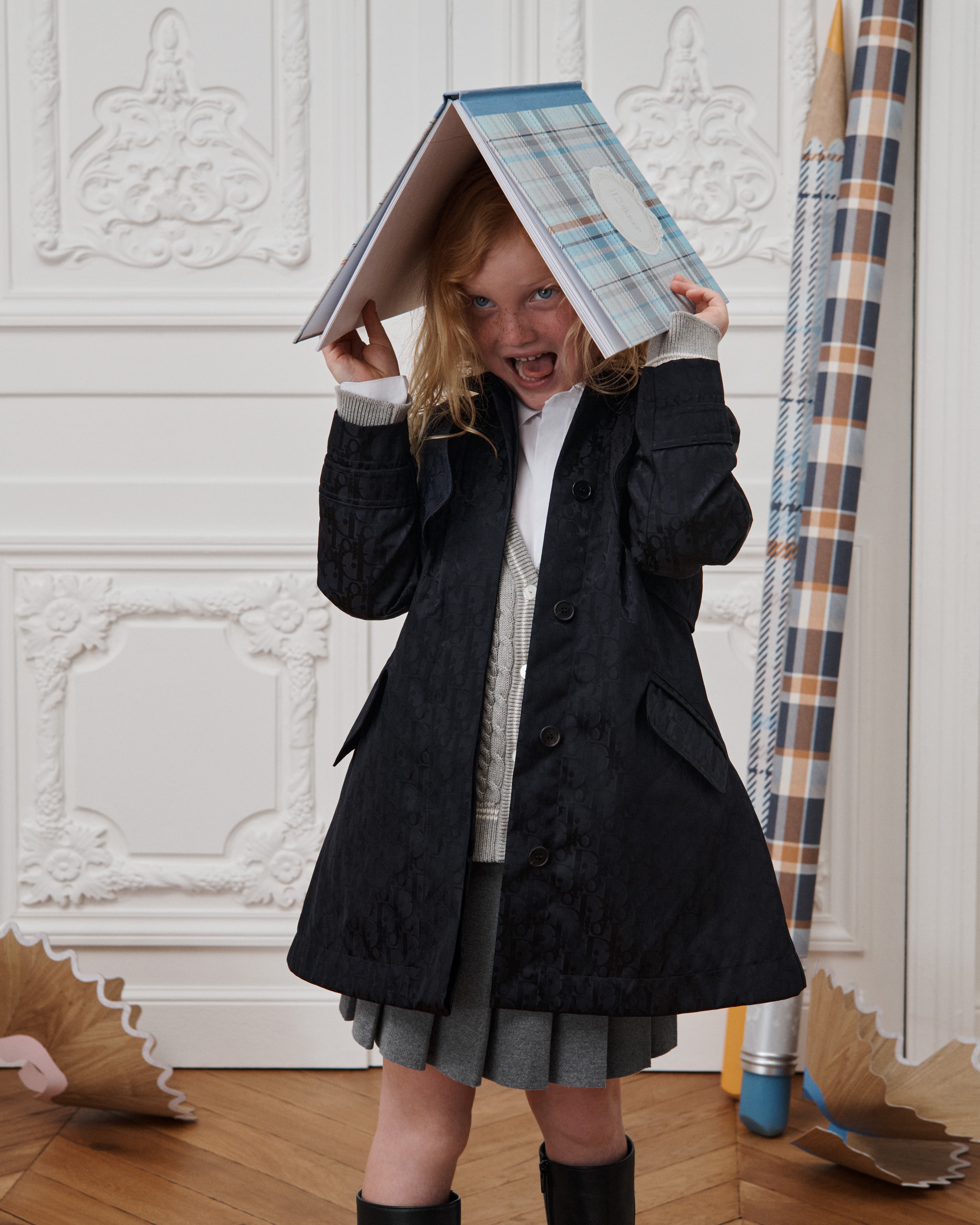 Trenchcoat voor kinderen Marineblauwe waterafstotende technische taf met Dior Oblique-motief E03