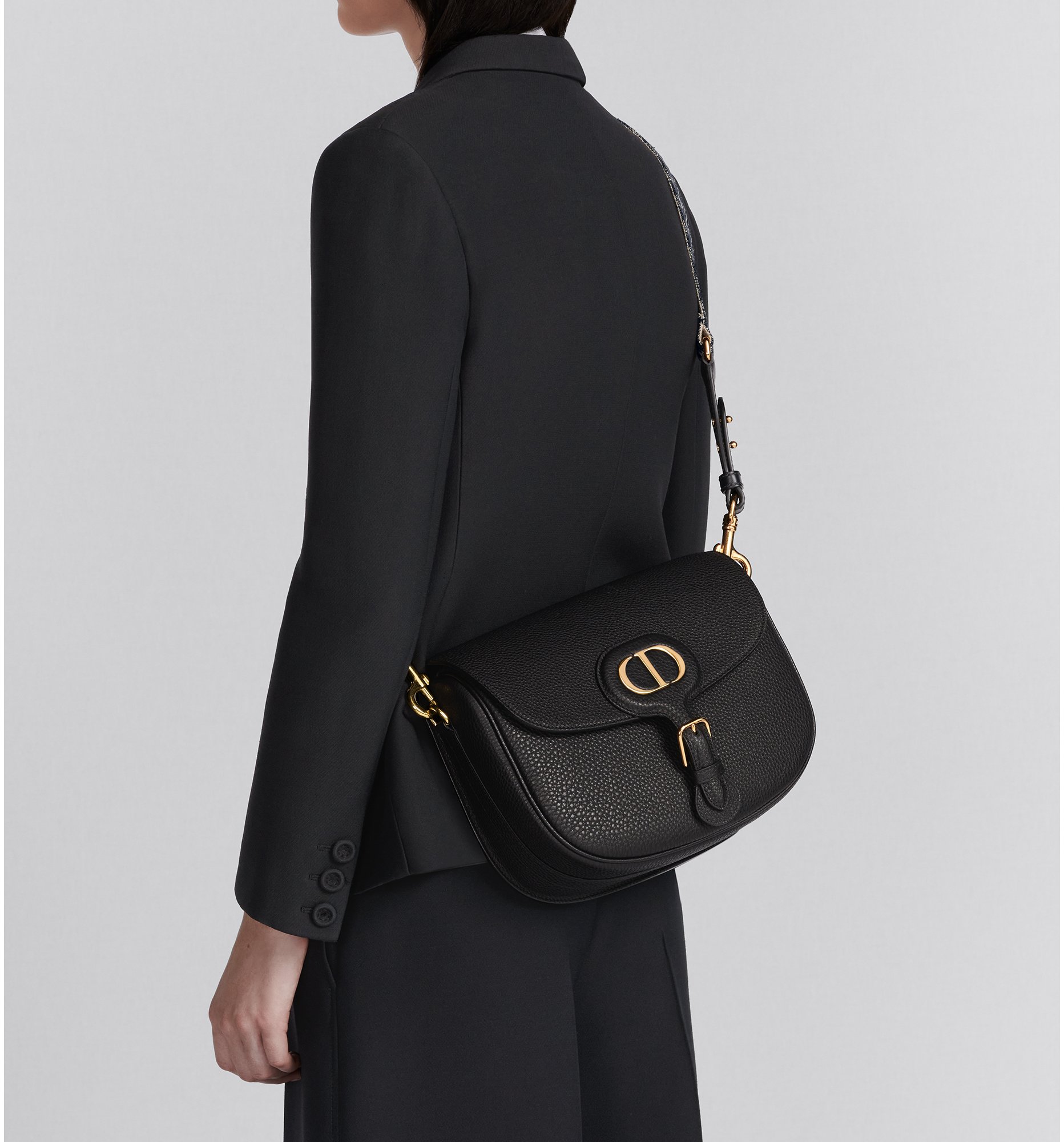 aria_look 大碼 Dior Bobby 手袋 aria_topShotView