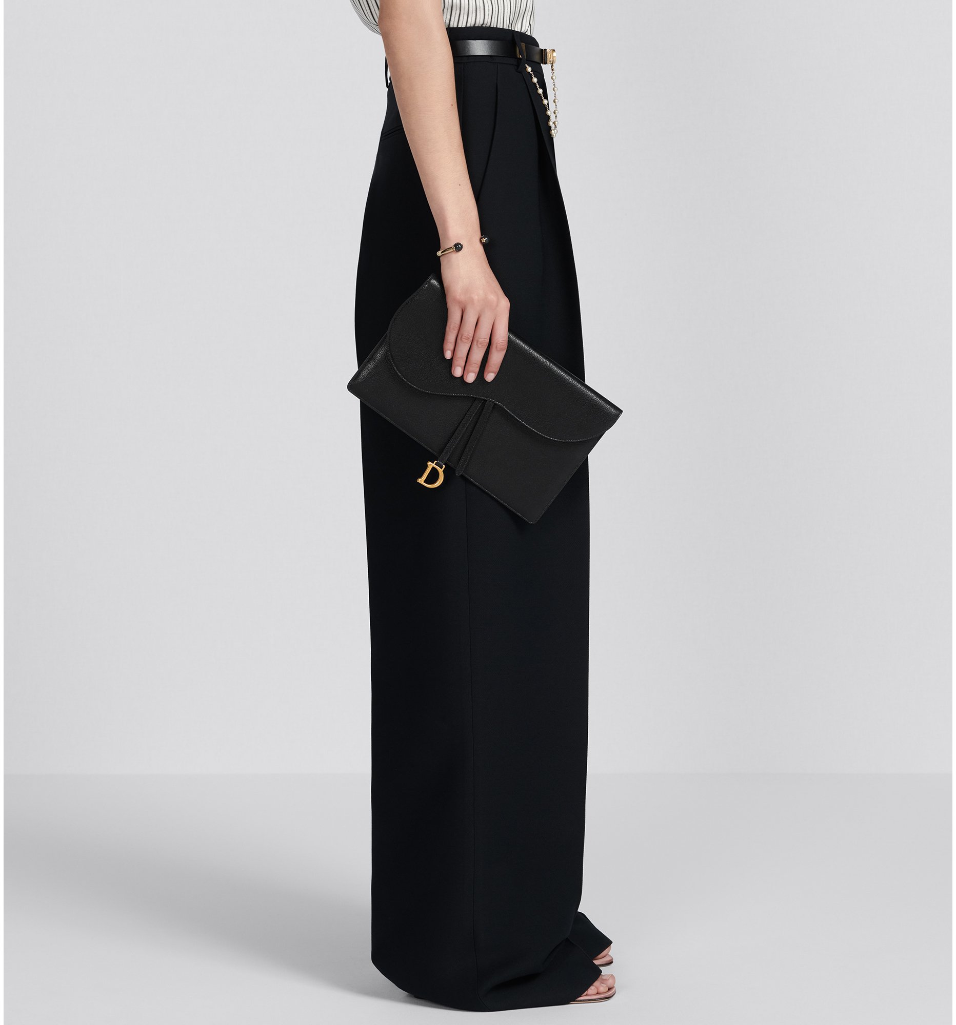 디올 안장 파우치 S5698CCEH_M900