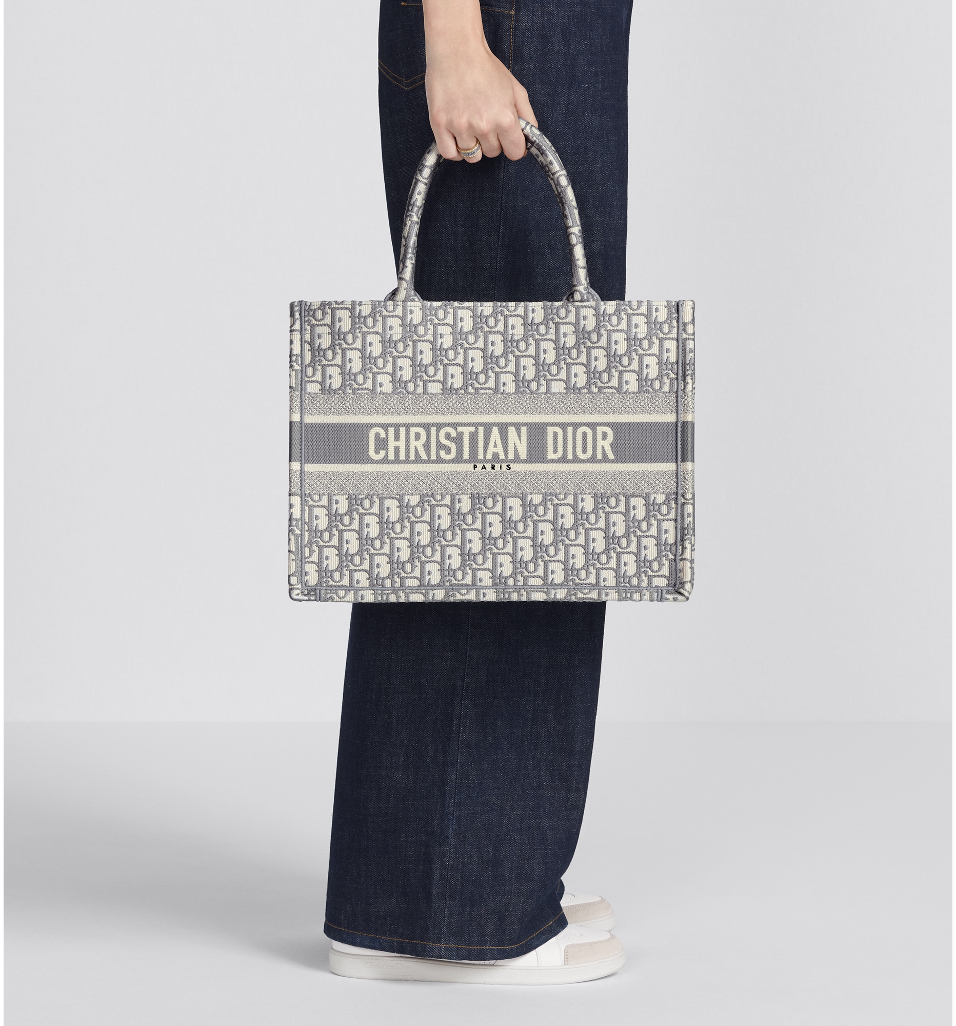 Christian dior oblique tote top
