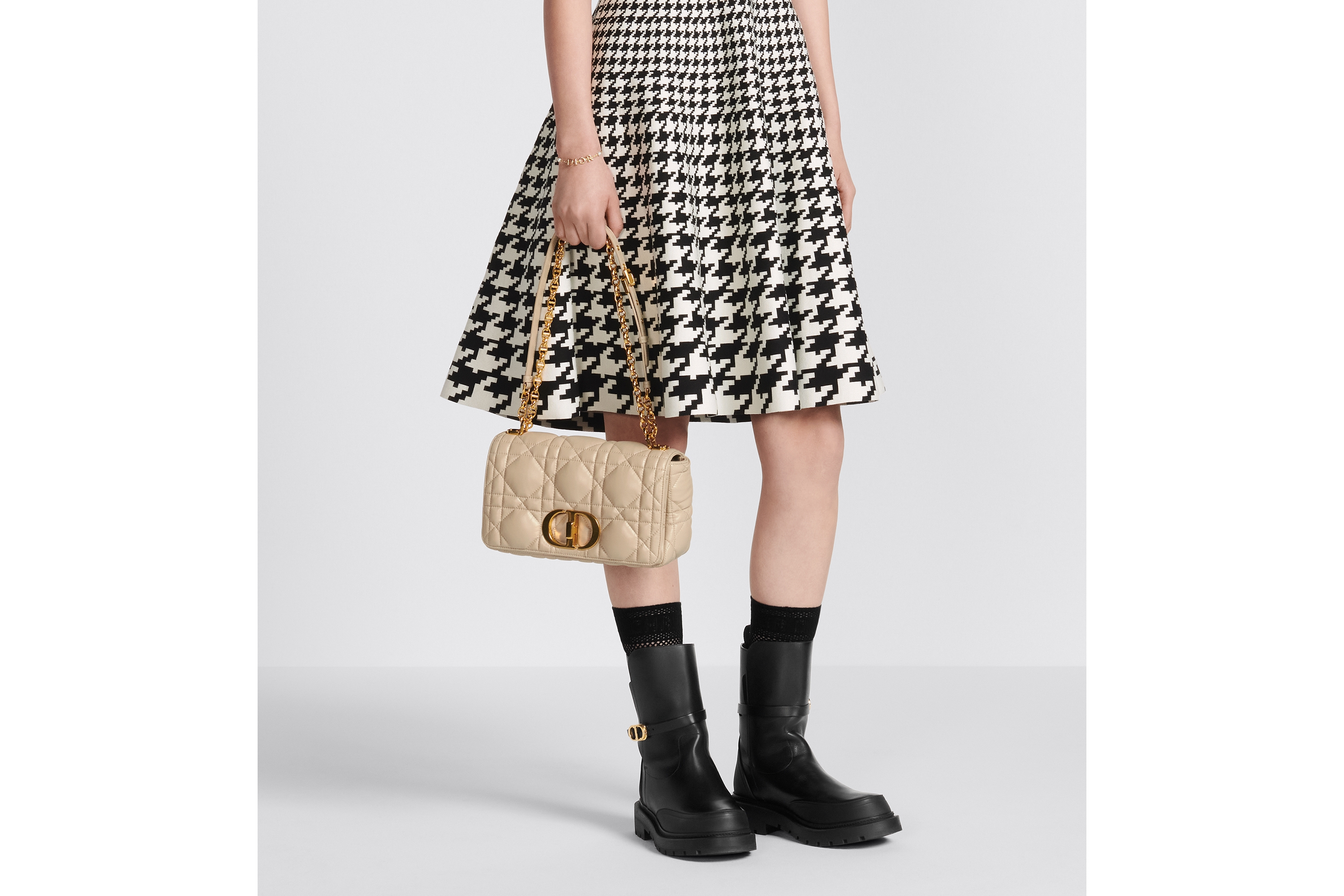 Medium Dior Caro Bag