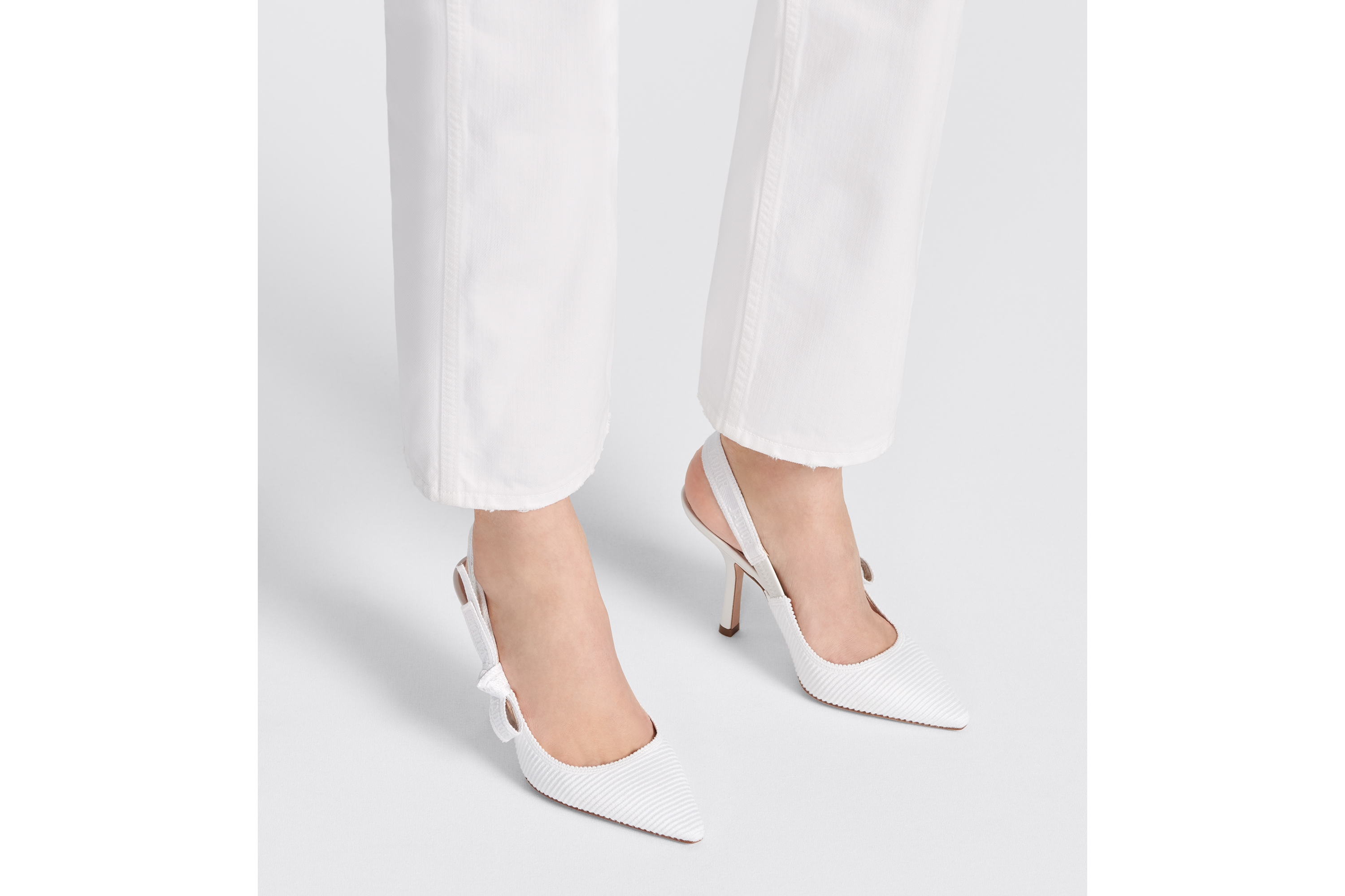 J'Adior Slingback Pump